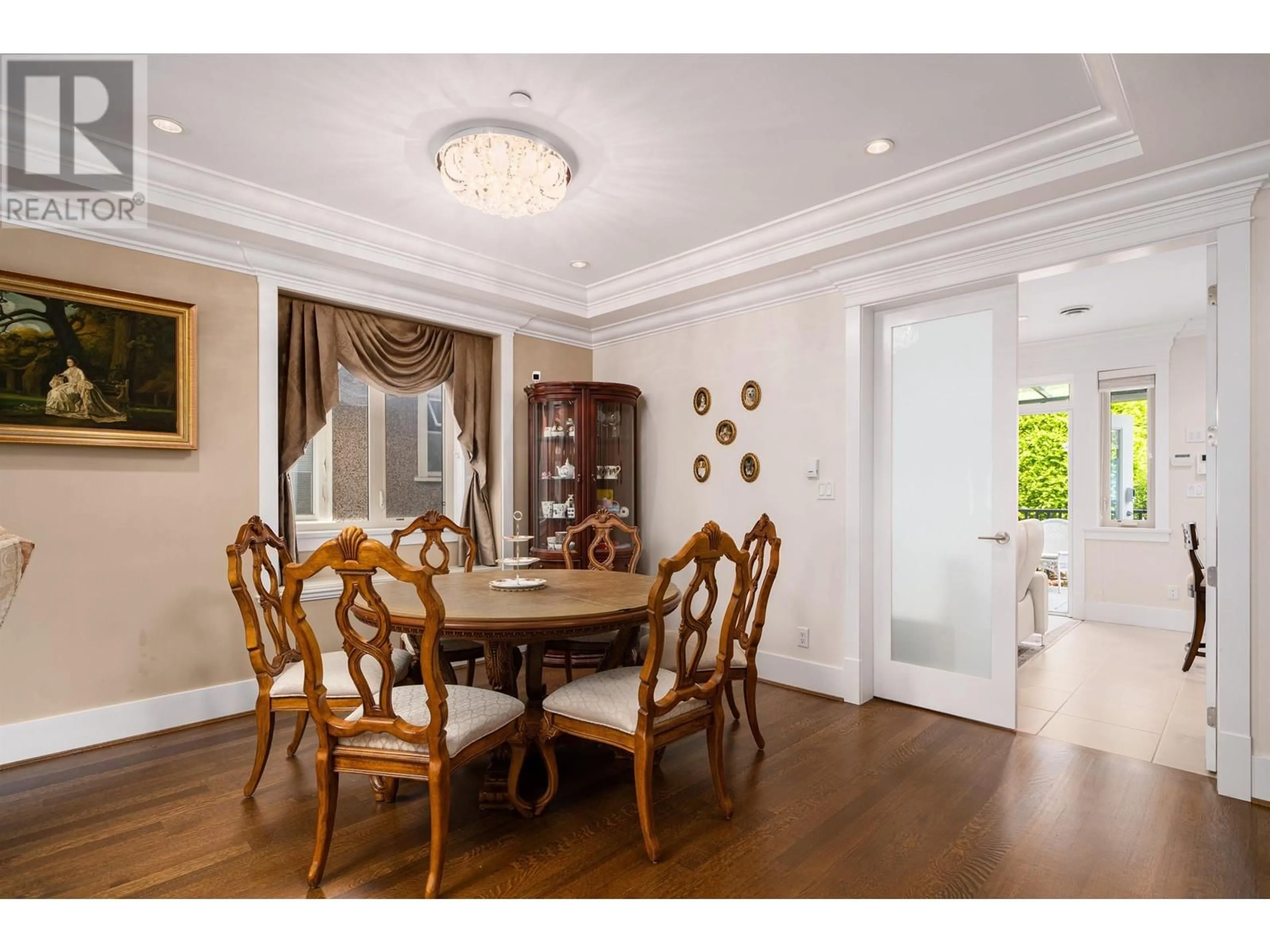 Dining room, wood/laminate floor for 1683 64TH AVENUE, Vancouver British Columbia V6P2P2