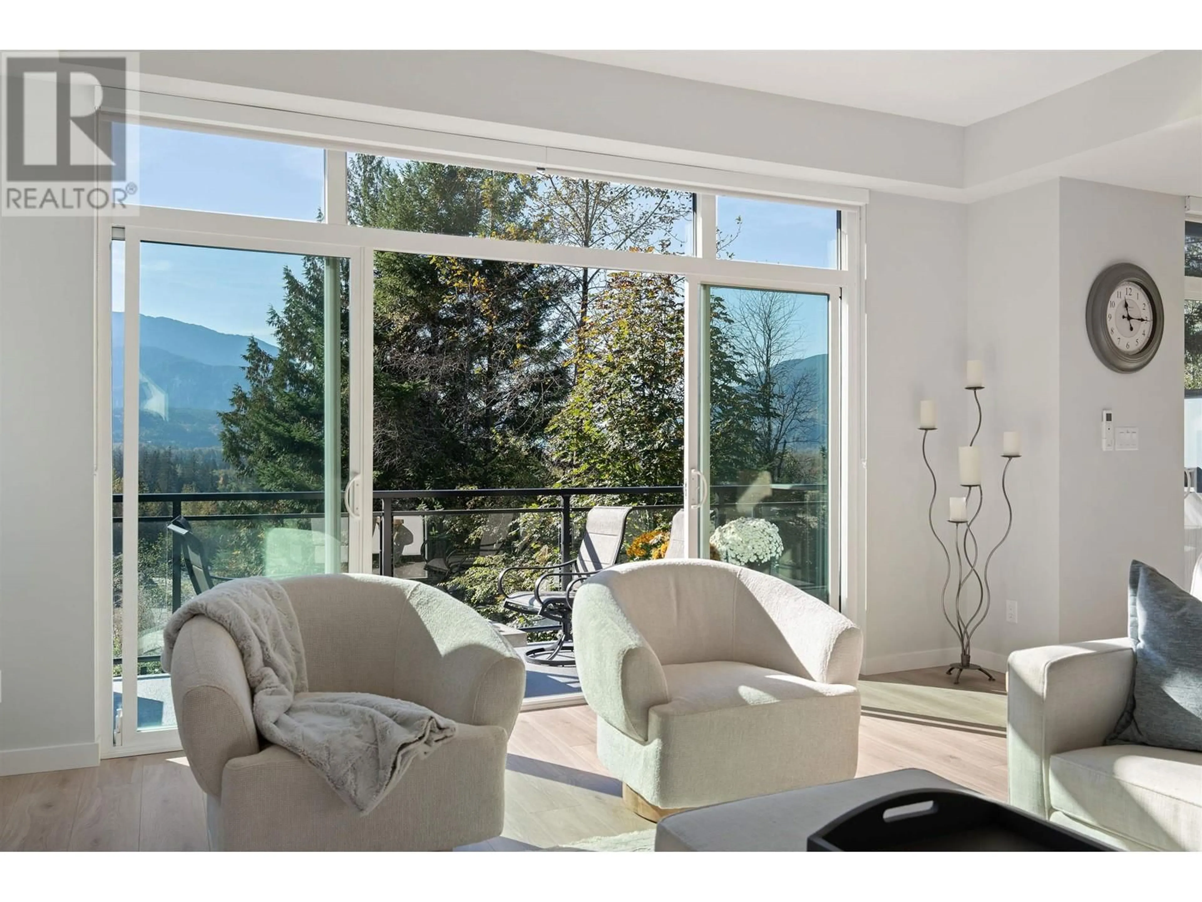 Living room with furniture, unknown for 41201 HIGHLINE PLACE, Squamish British Columbia V8B1C2