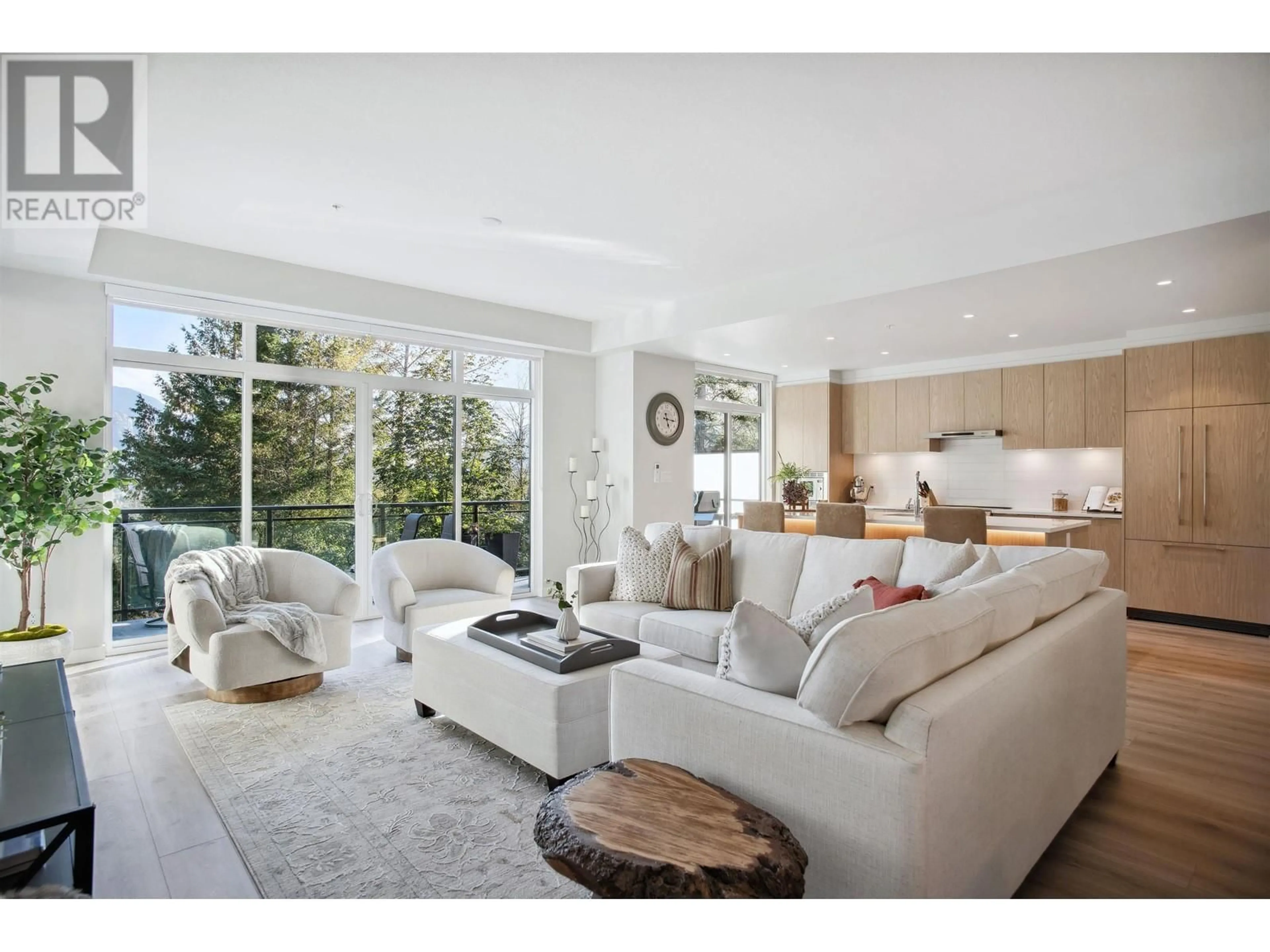 Living room with furniture, unknown for 41201 HIGHLINE PLACE, Squamish British Columbia V8B1C2