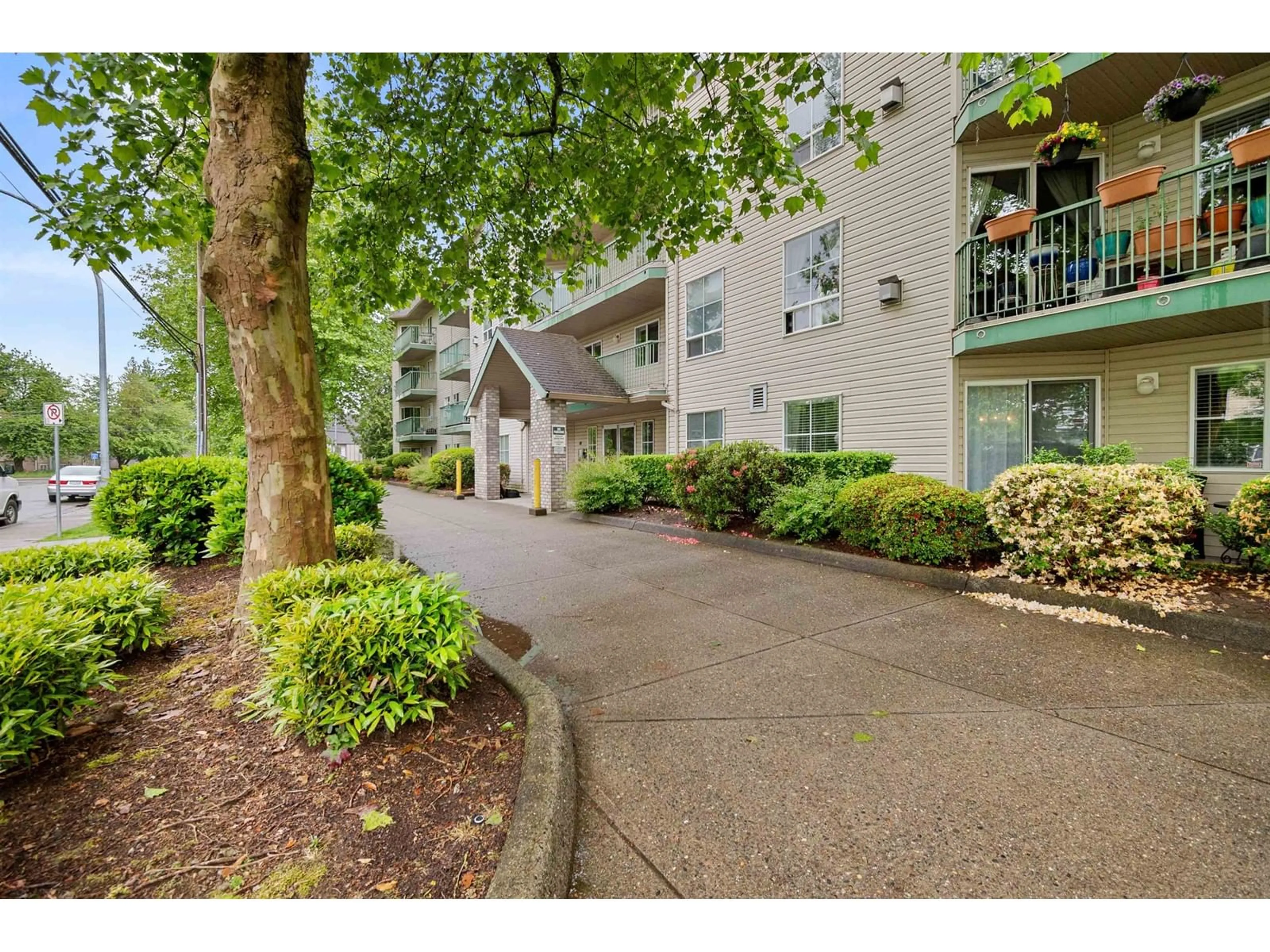 Unknown for 107 - 2435 CENTER, Abbotsford British Columbia V2T2N4