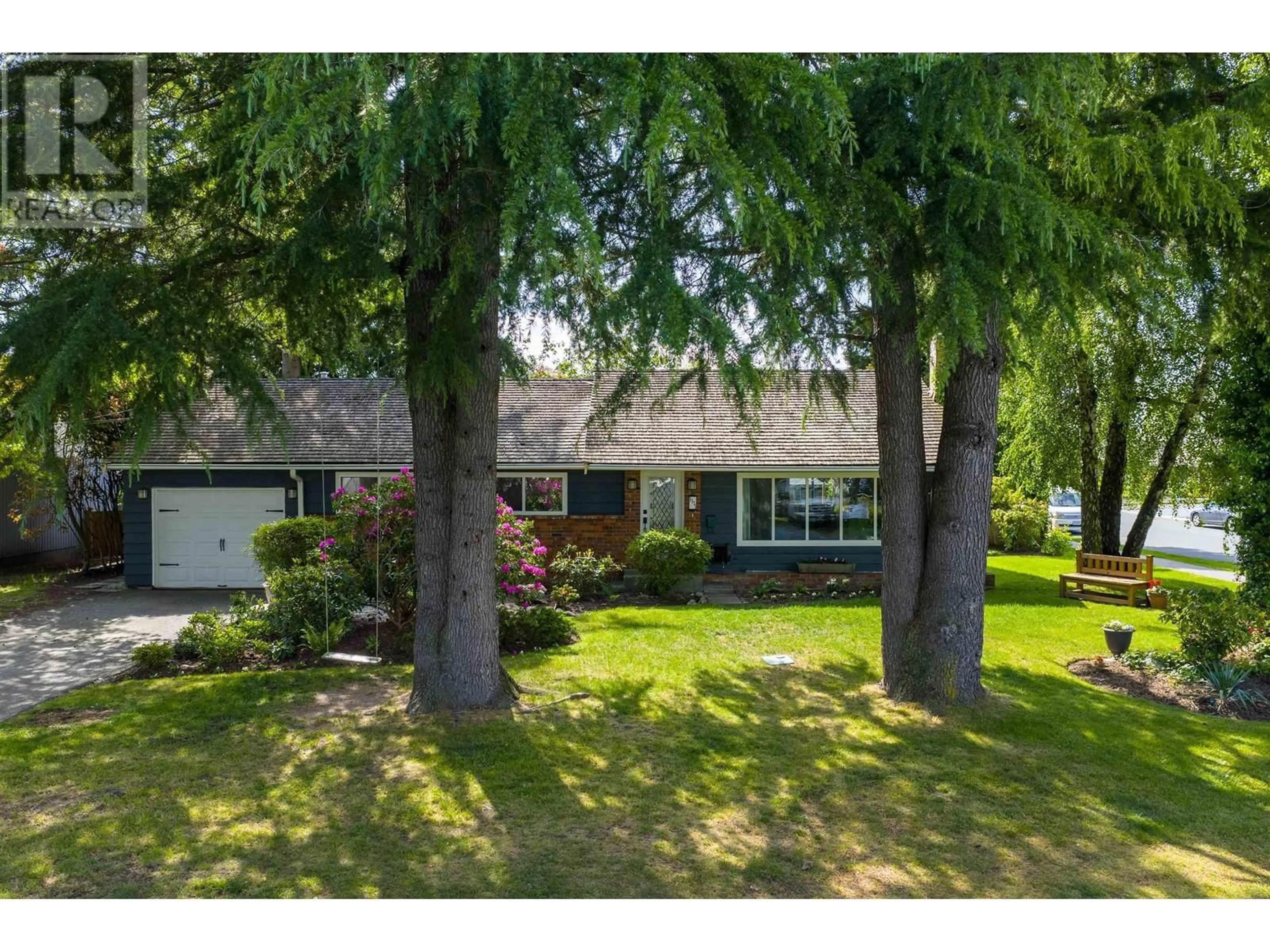 A pic from outside/outdoor area/front of a property/back of a property/a pic from drone, street for 1771 55 STREET, Tsawwassen British Columbia V4M3K7