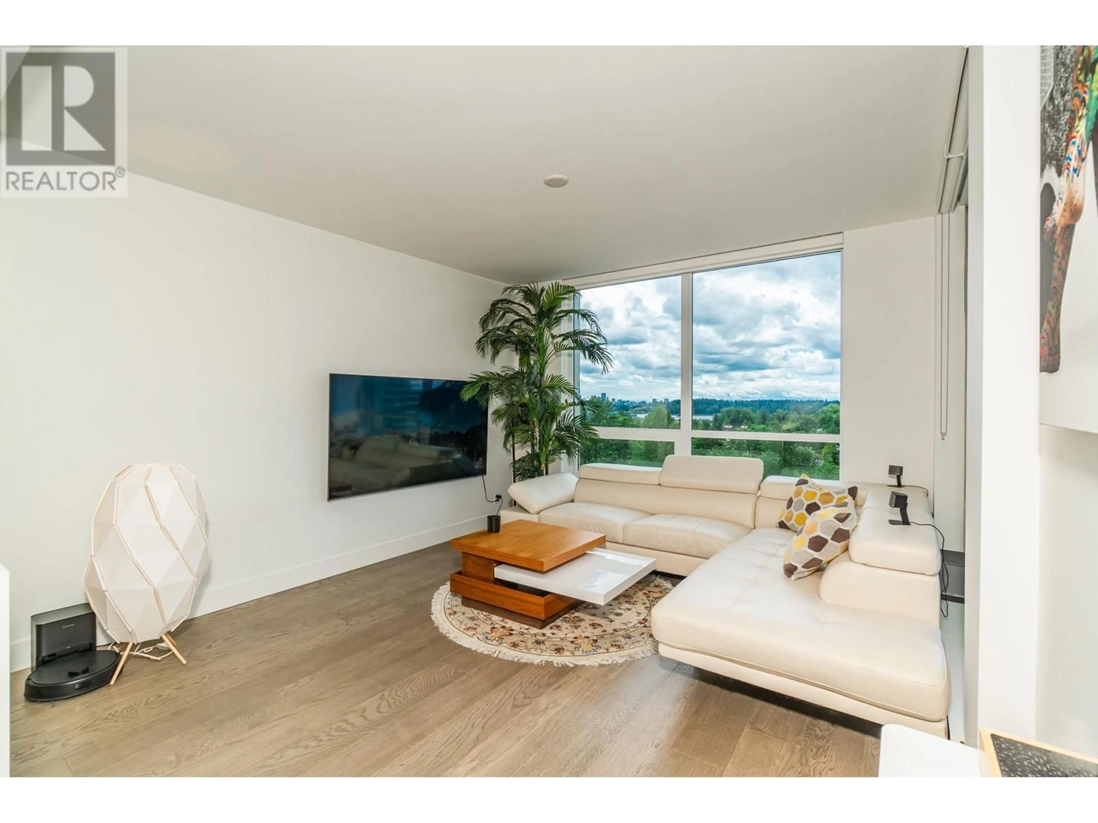Living room with furniture, unknown for 1005 - 1675 LIONS GATE LANE, North Vancouver British Columbia V7P3B4