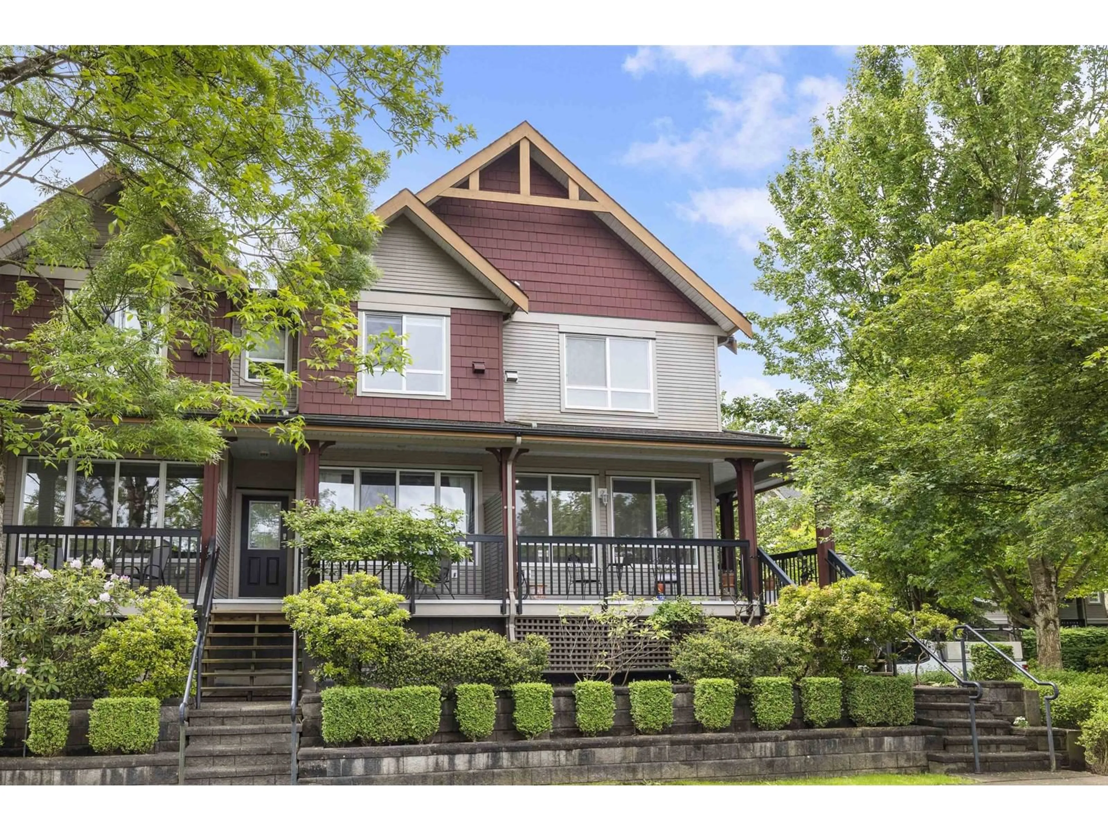 Home with vinyl exterior material, street for 38 - 16772 61, Surrey British Columbia V3S4P2