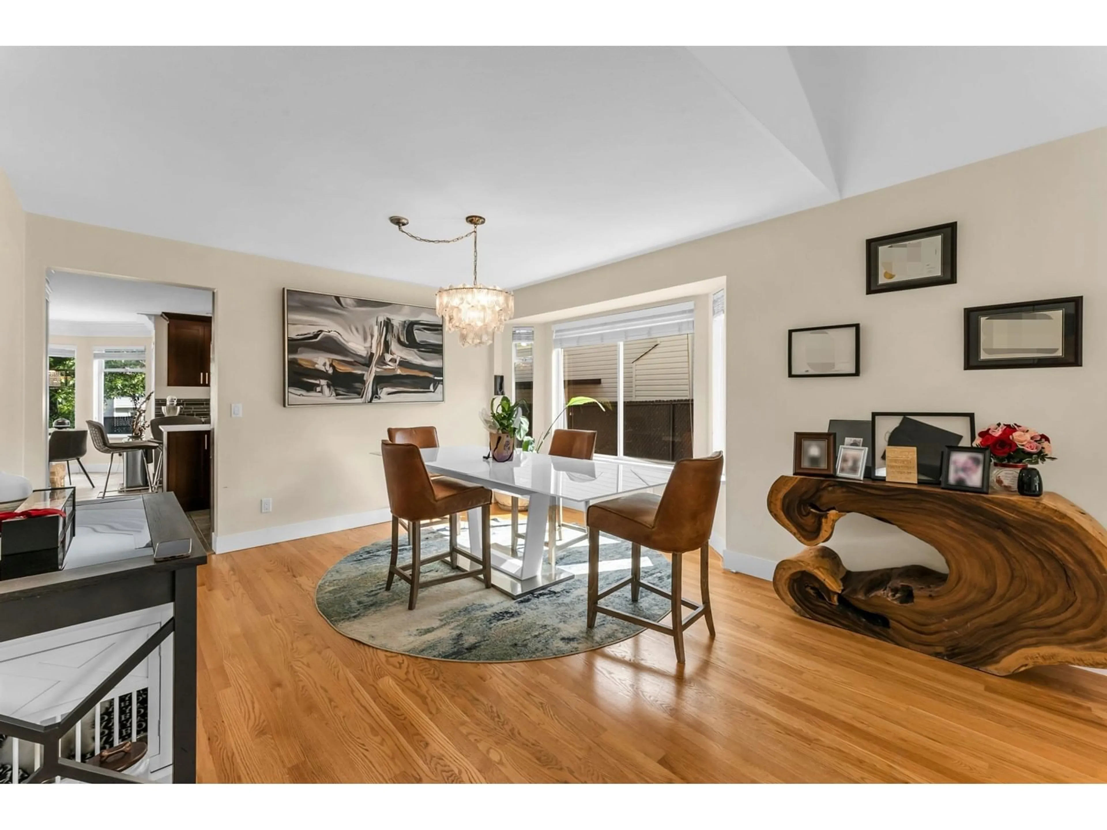 Dining room, wood/laminate floor for 15295 111A, Surrey British Columbia V3R0G4