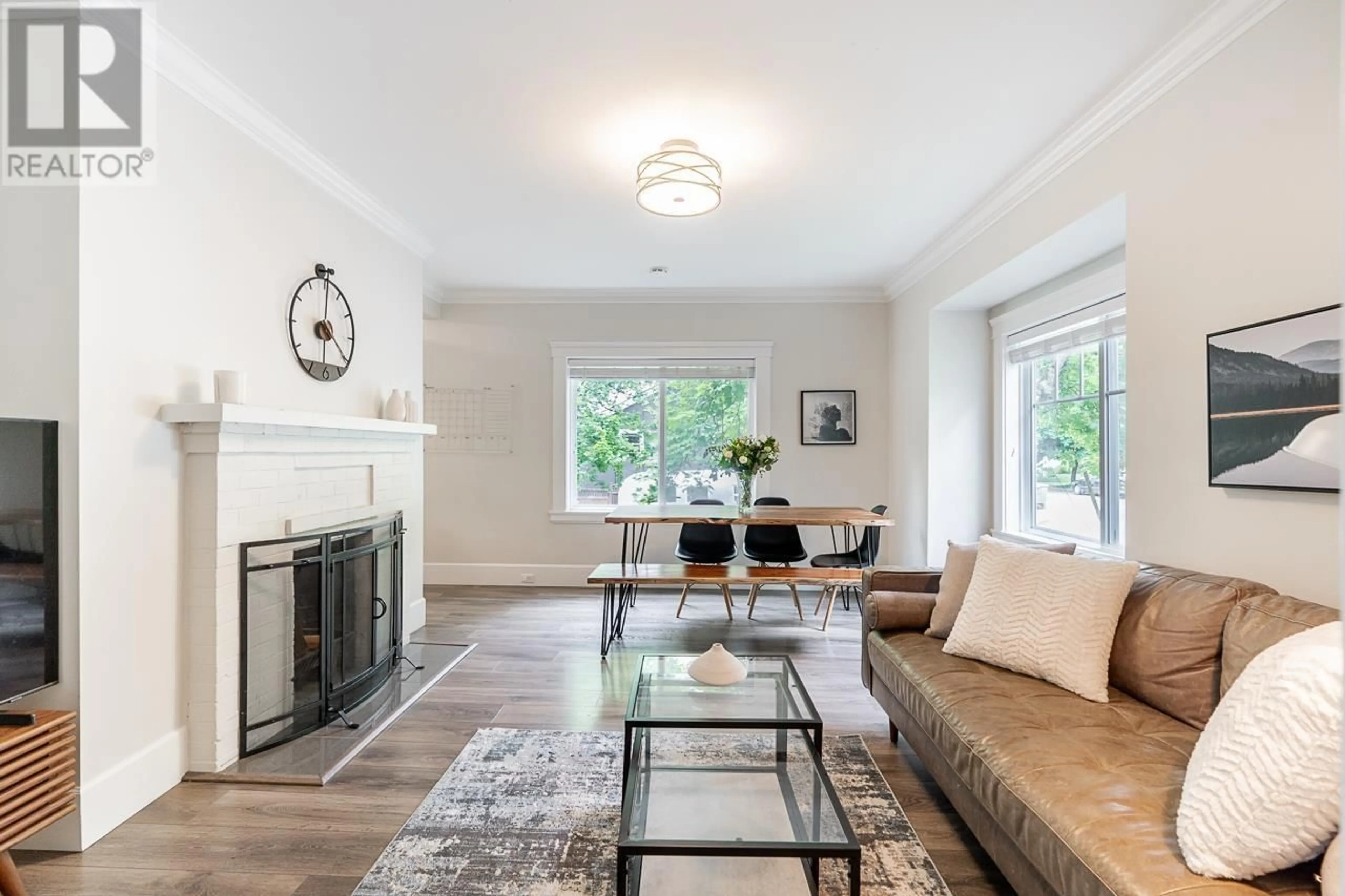 Living room with furniture, unknown for 3925 INVERNESS STREET, Vancouver British Columbia V5V4W4