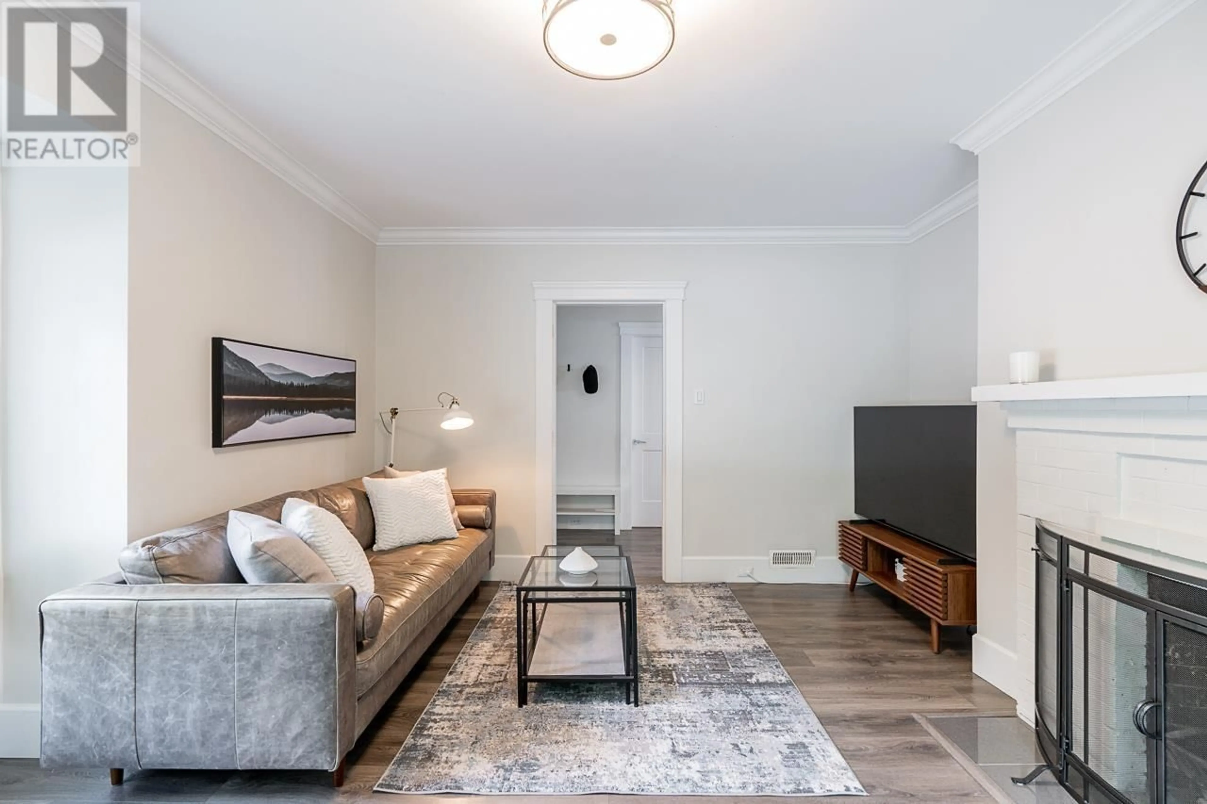 Living room with furniture, unknown for 3925 INVERNESS STREET, Vancouver British Columbia V5V4W4