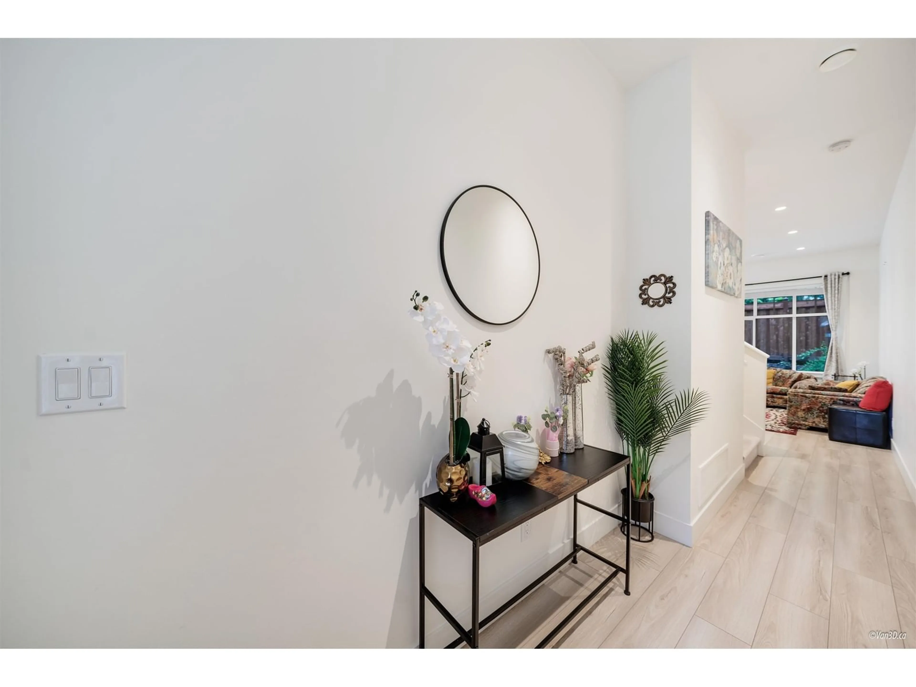 Indoor entryway for 79 - 7640 197, Langley British Columbia V2Y3W2