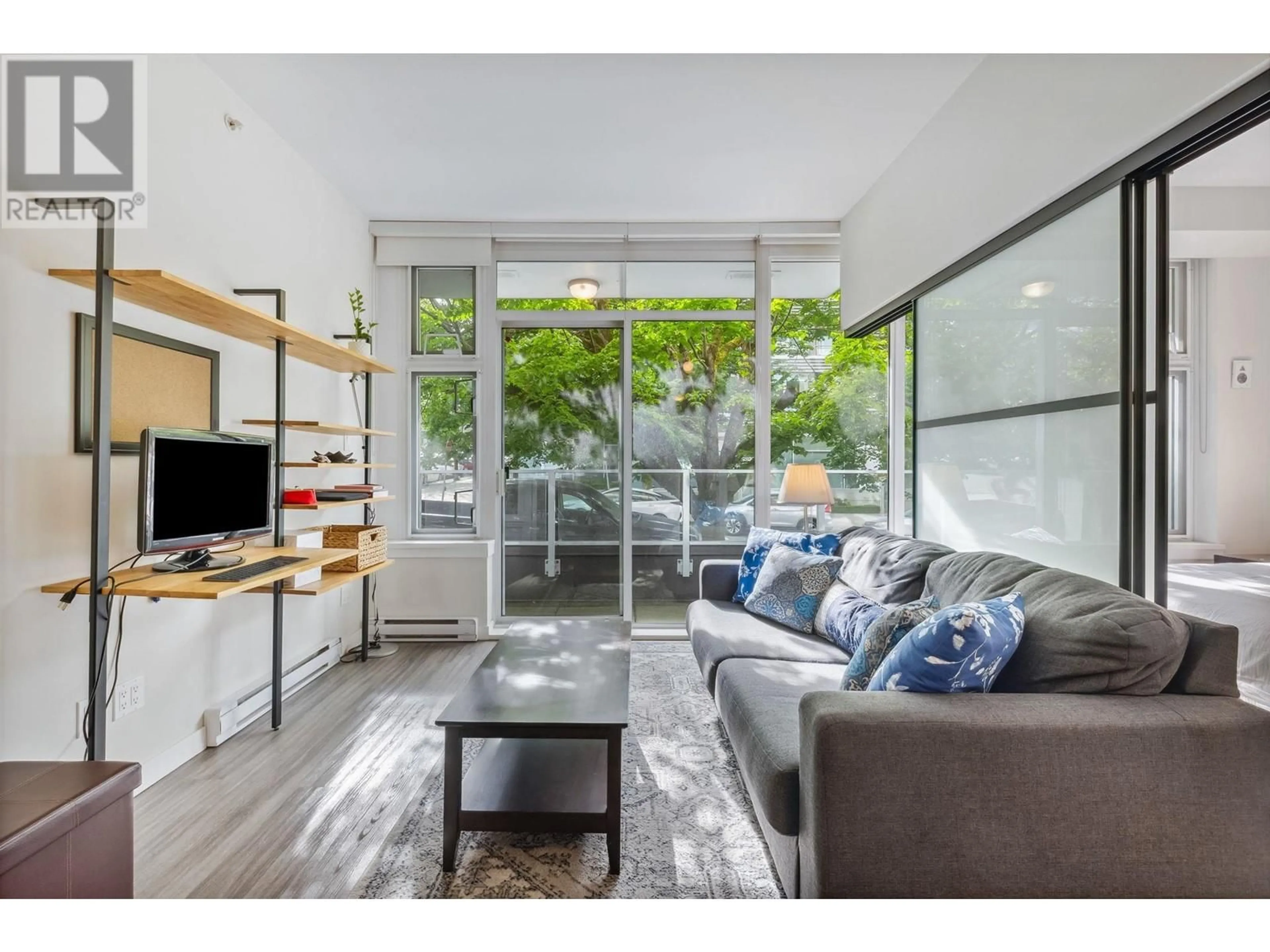 Living room with furniture, unknown for 114 - 311 6TH STREET, Vancouver British Columbia V5T1J9