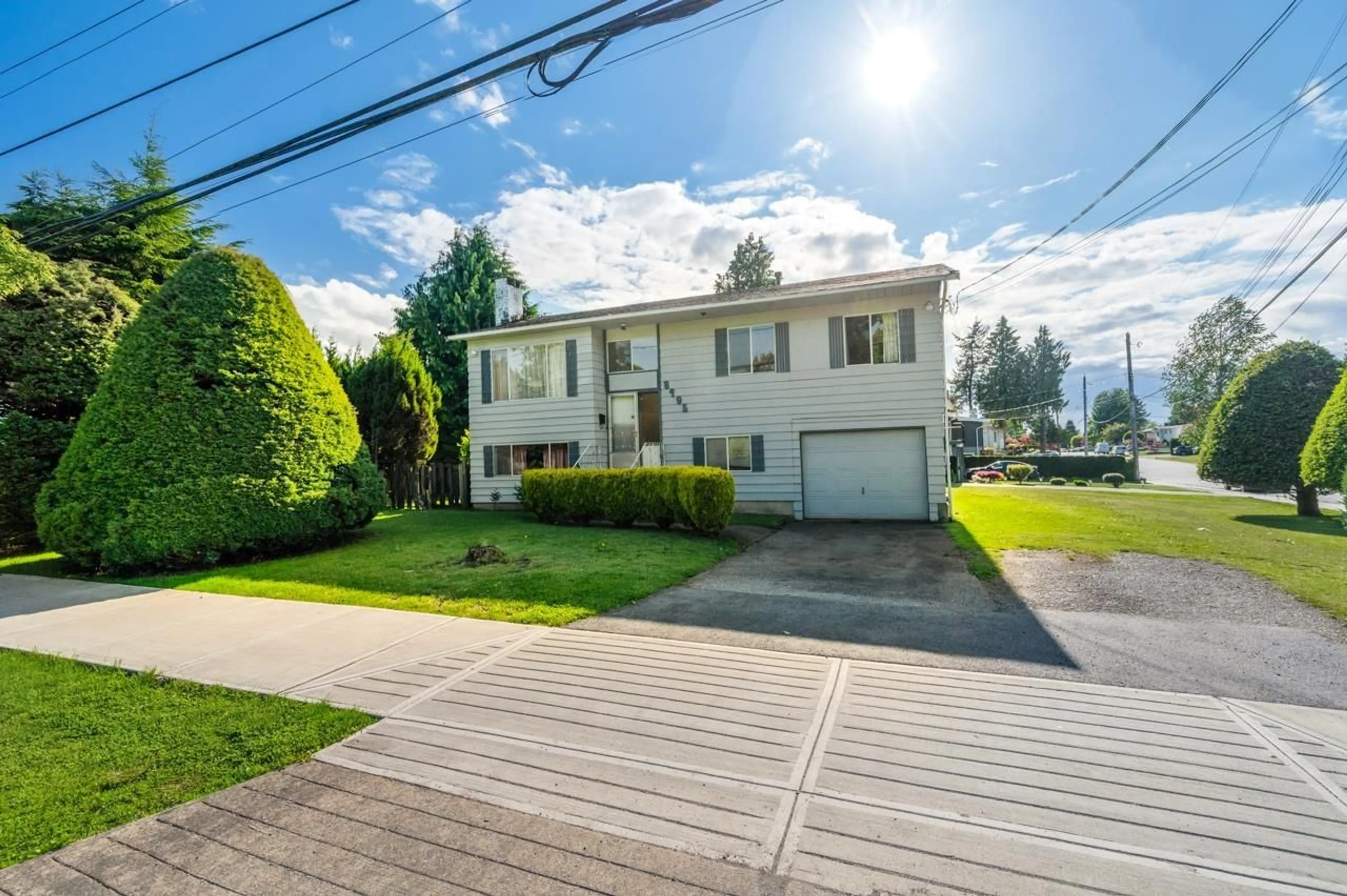 A pic from outside/outdoor area/front of a property/back of a property/a pic from drone, street for 8495 116, Delta British Columbia V4C5V7