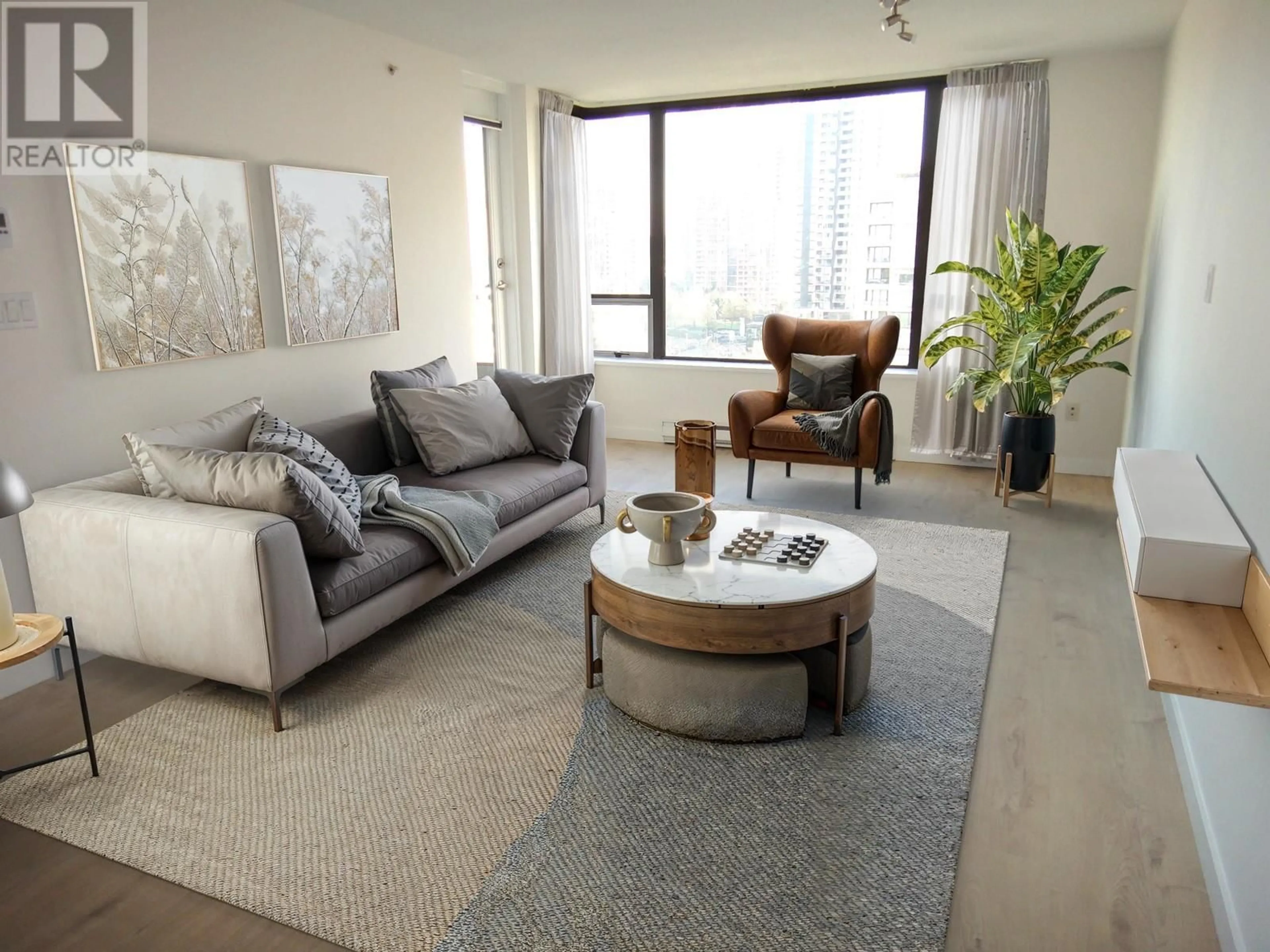 Living room with furniture, unknown for 1605 - 4118 DAWSON STREET, Burnaby British Columbia V5C0A3