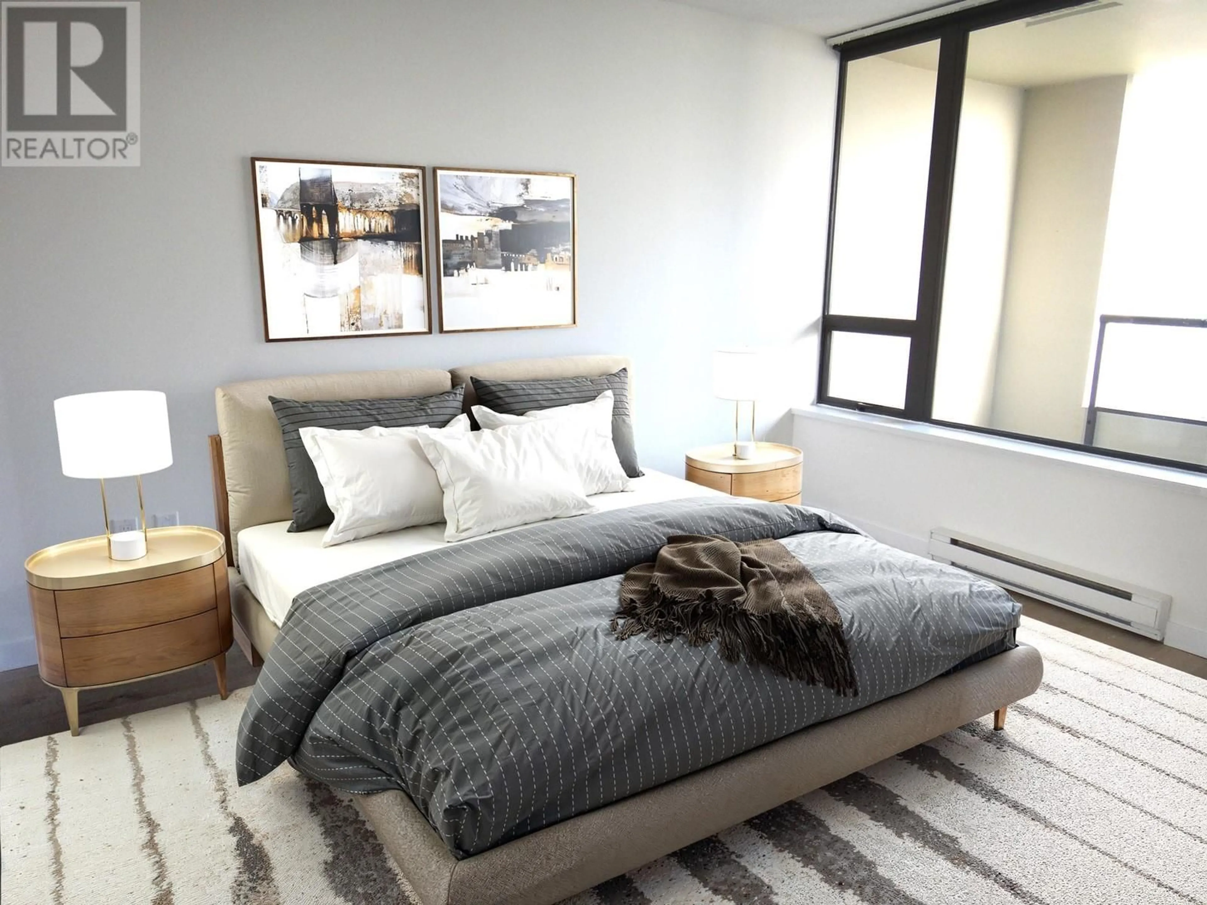 Bedroom with bed, unknown for 1605 - 4118 DAWSON STREET, Burnaby British Columbia V5C0A3
