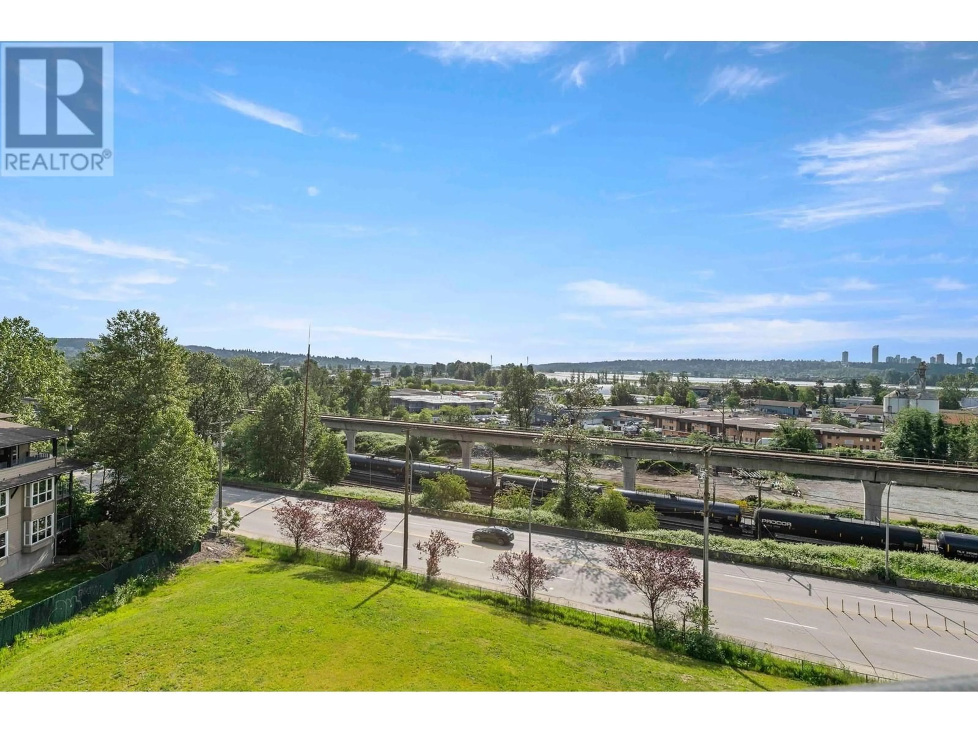 A pic from outside/outdoor area/front of a property/back of a property/a pic from drone, water/lake/river/ocean view for 2407 - 244 SHERBROOKE STREET, New Westminster British Columbia V3L0A3