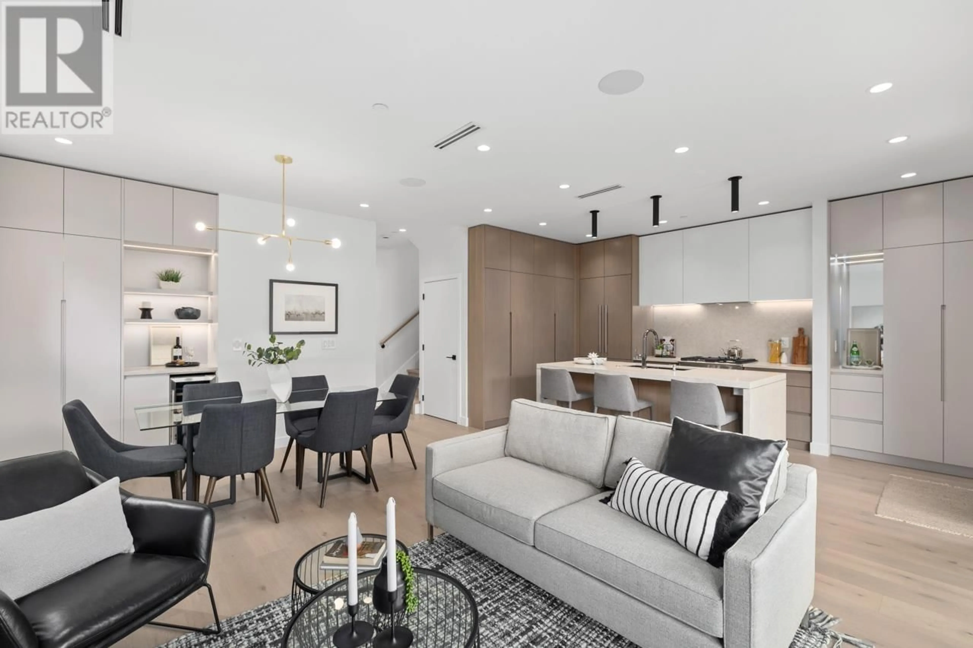 Living room with furniture, unknown for 2 - 435 37 AVENUE, Vancouver British Columbia V5W2B1
