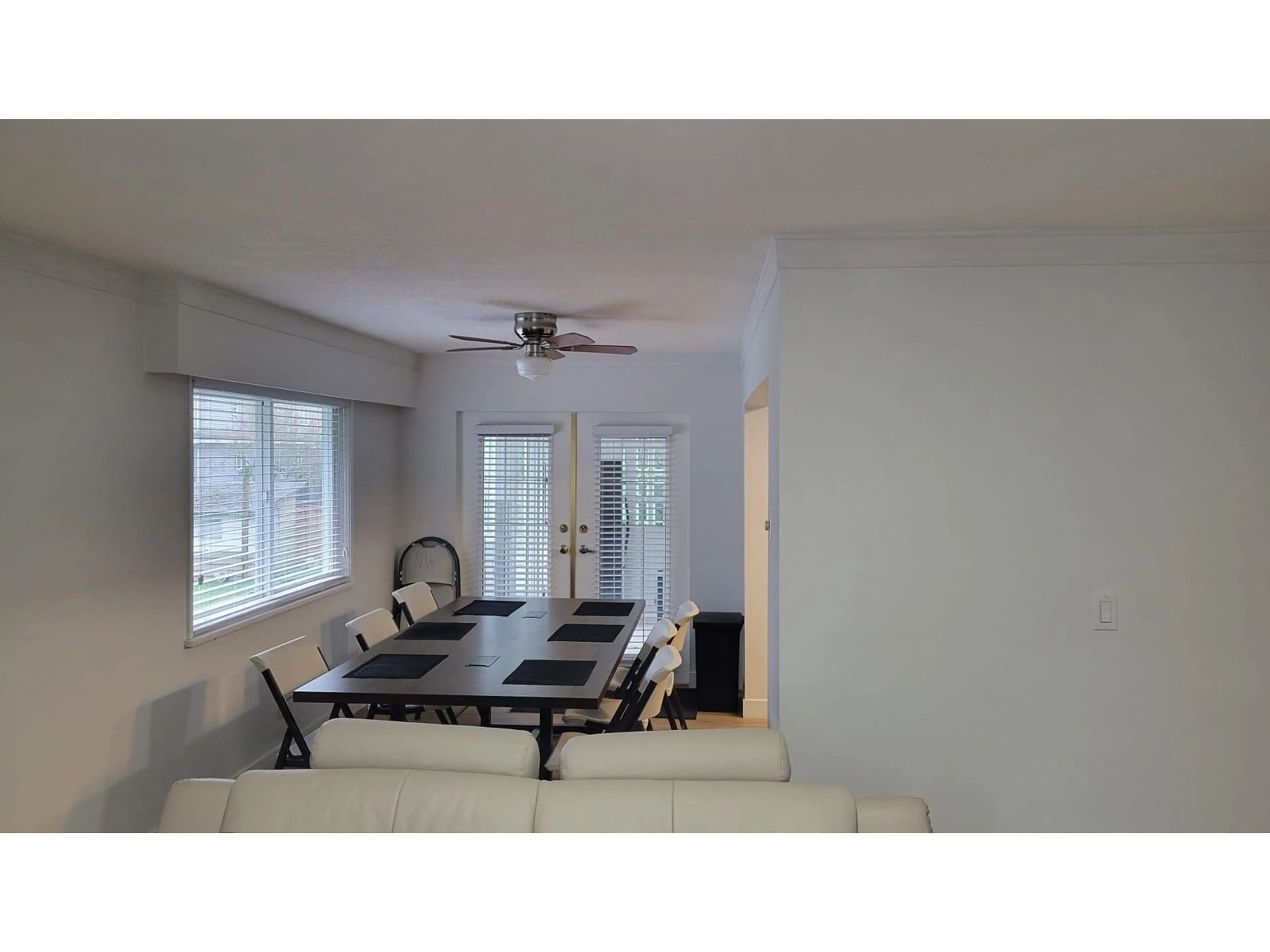 A pic of a room for 9407 128, Surrey British Columbia V3V5N5