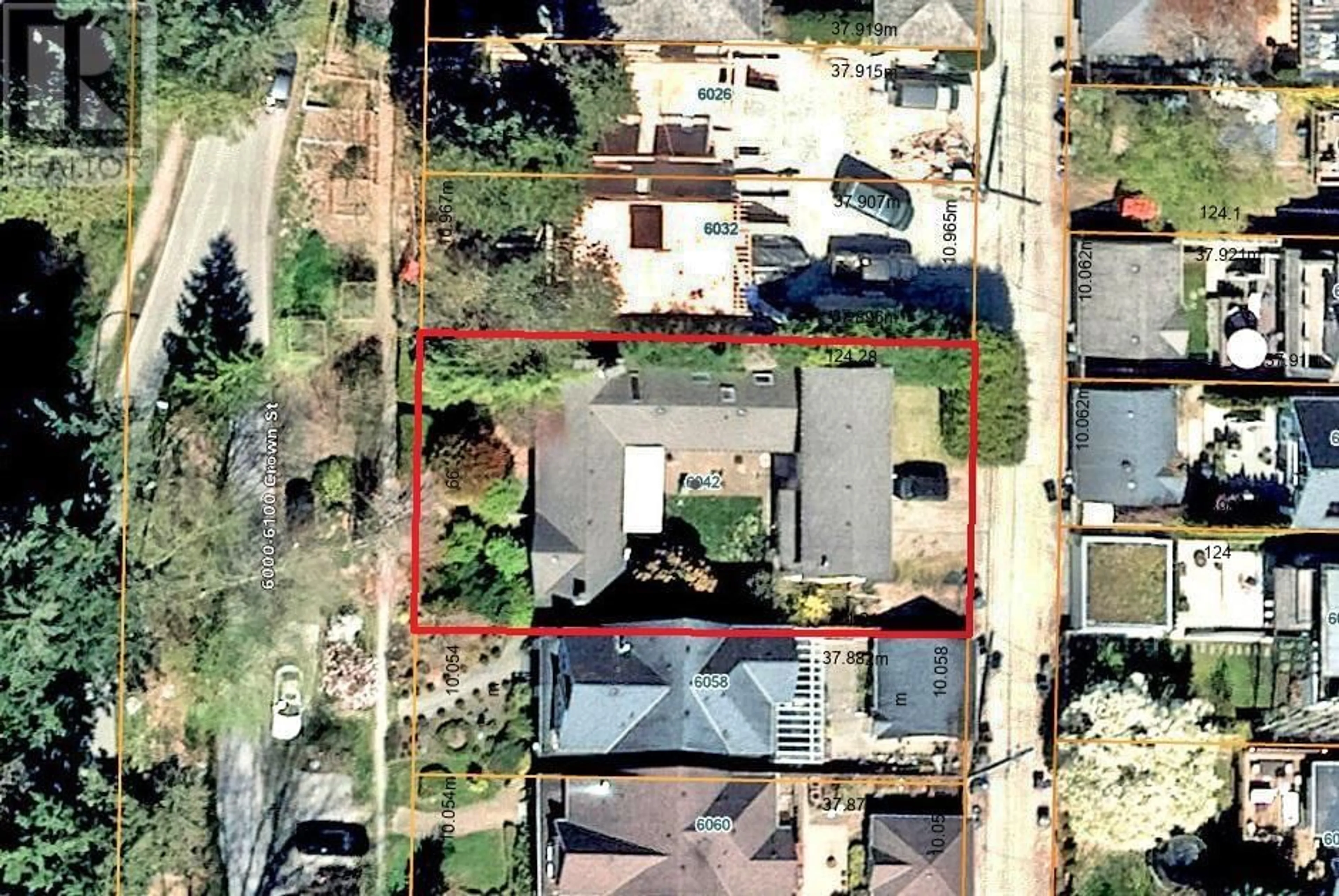 A pic from outside/outdoor area/front of a property/back of a property/a pic from drone, street for 6042 CROWN STREET, Vancouver British Columbia V6N2B8