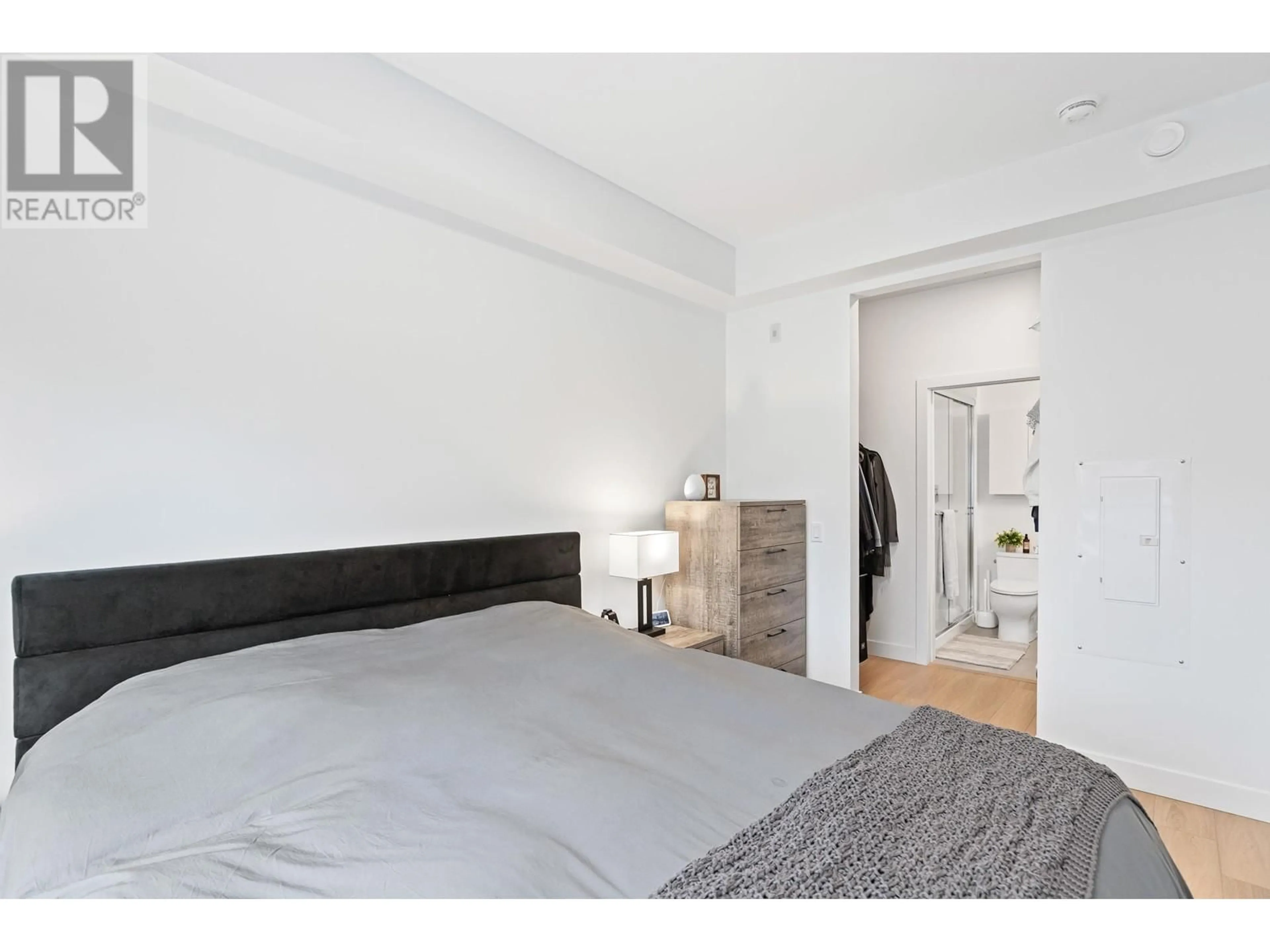 Bedroom with bed, unknown for 204 - 2331 KELLY AVENUE, Port Coquitlam British Columbia V3C1Y3