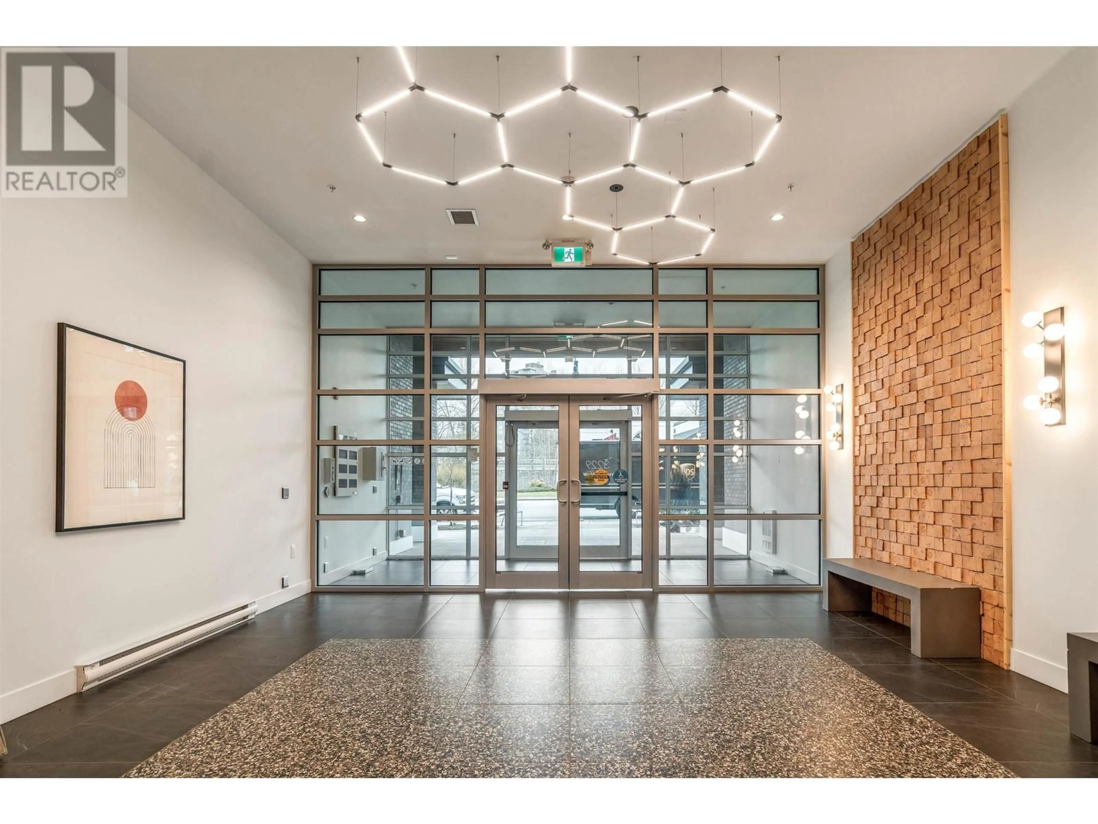 Indoor foyer for 518 - 3229 ST JOHNS STREET, Port Moody British Columbia V3H0M4