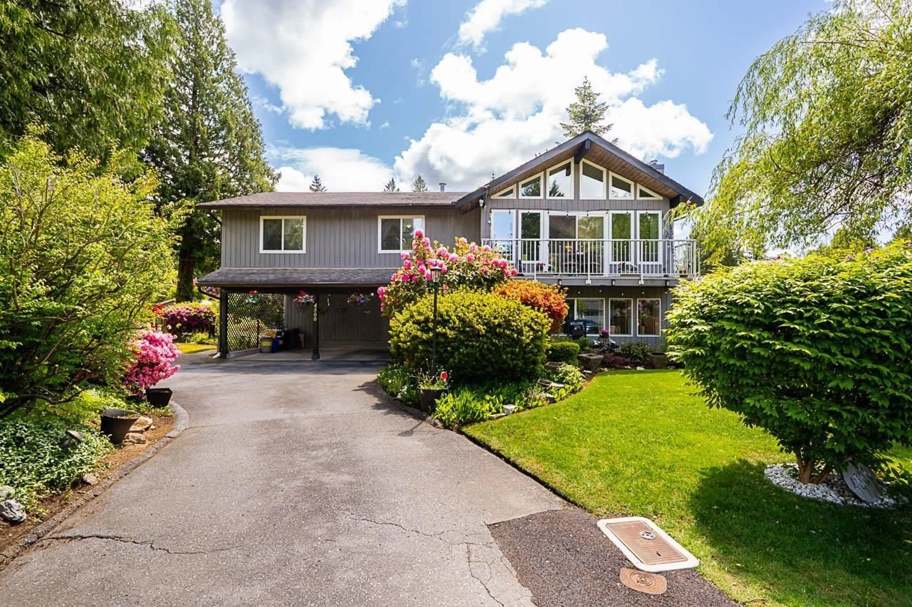 Home with vinyl exterior material, street for 4500 199, Langley British Columbia V3A6A1