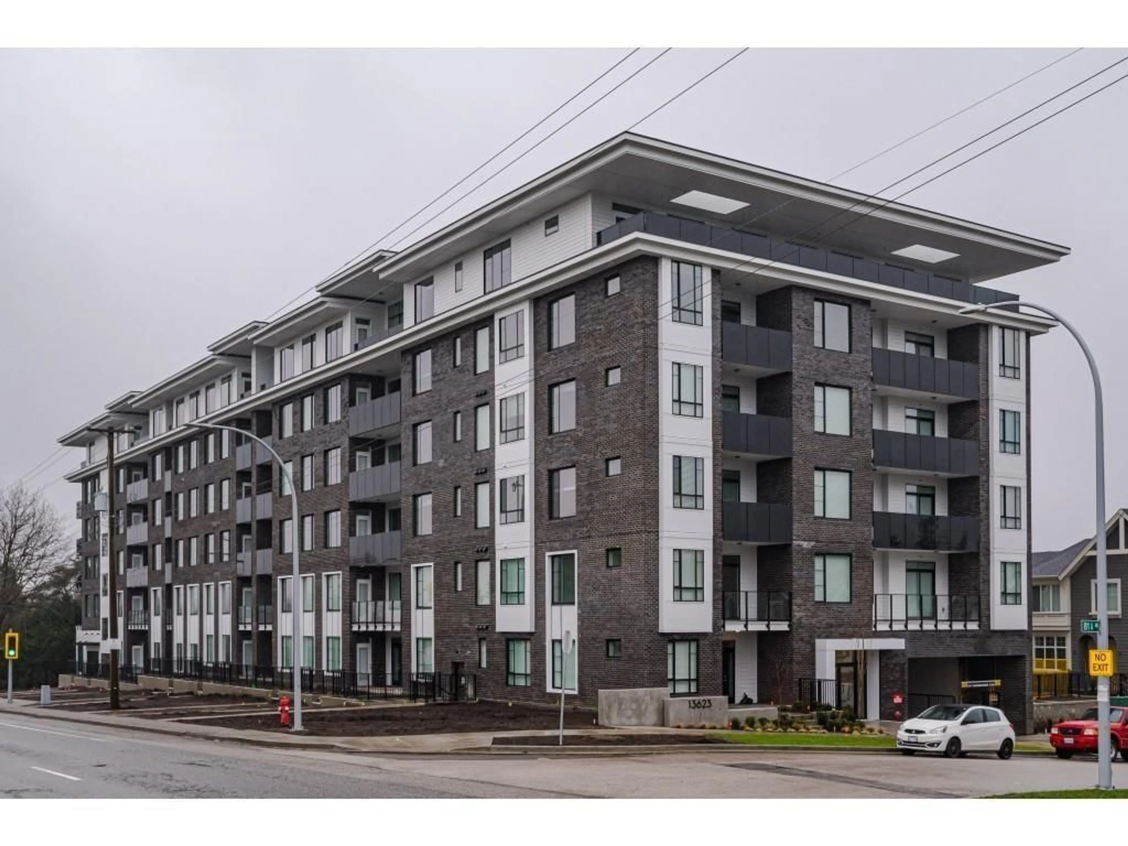 Unknown for 307 - 13623 81A, Surrey British Columbia V3W3N7