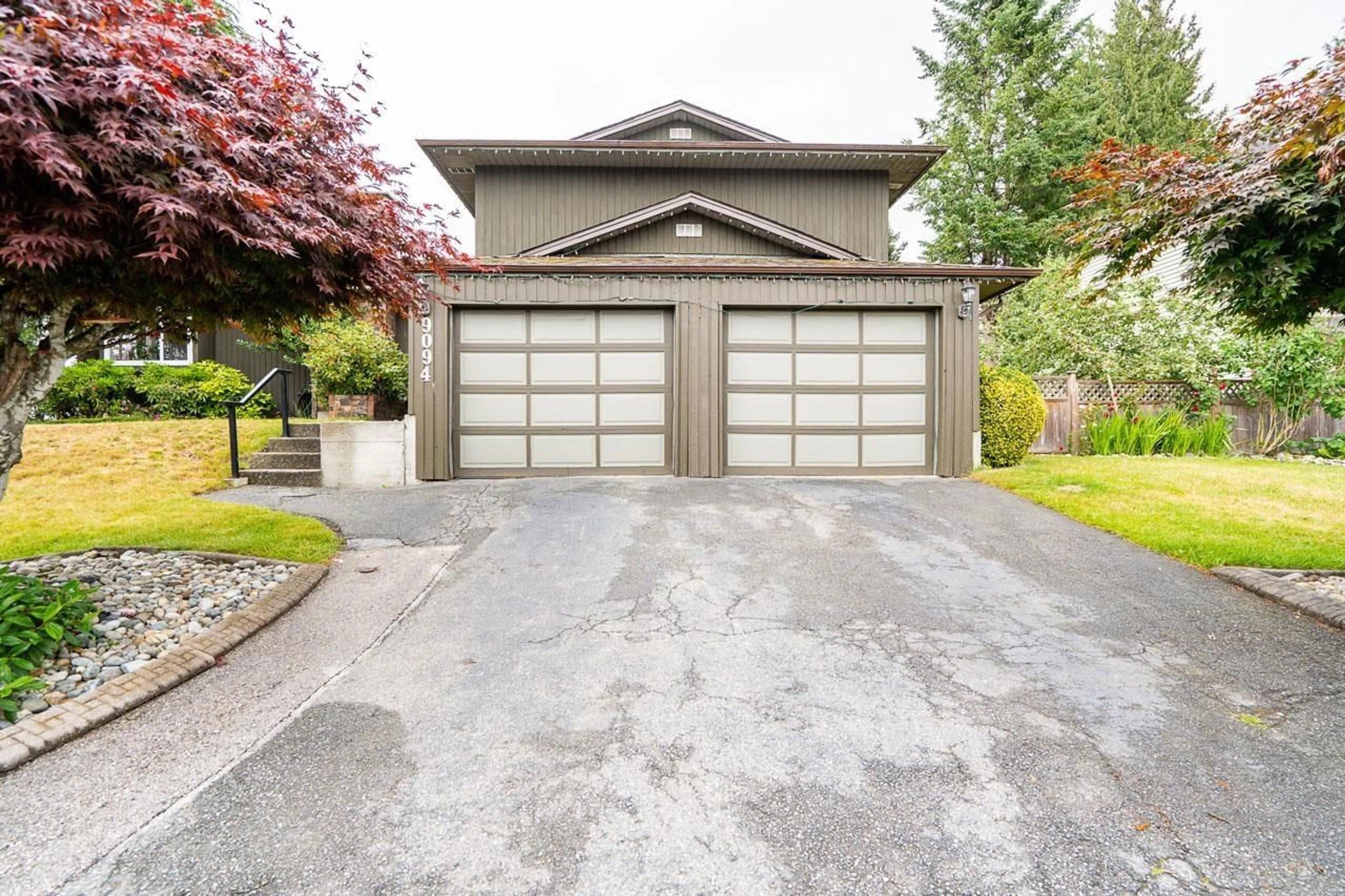Indoor garage for 9094 117, Delta British Columbia V4C7L7