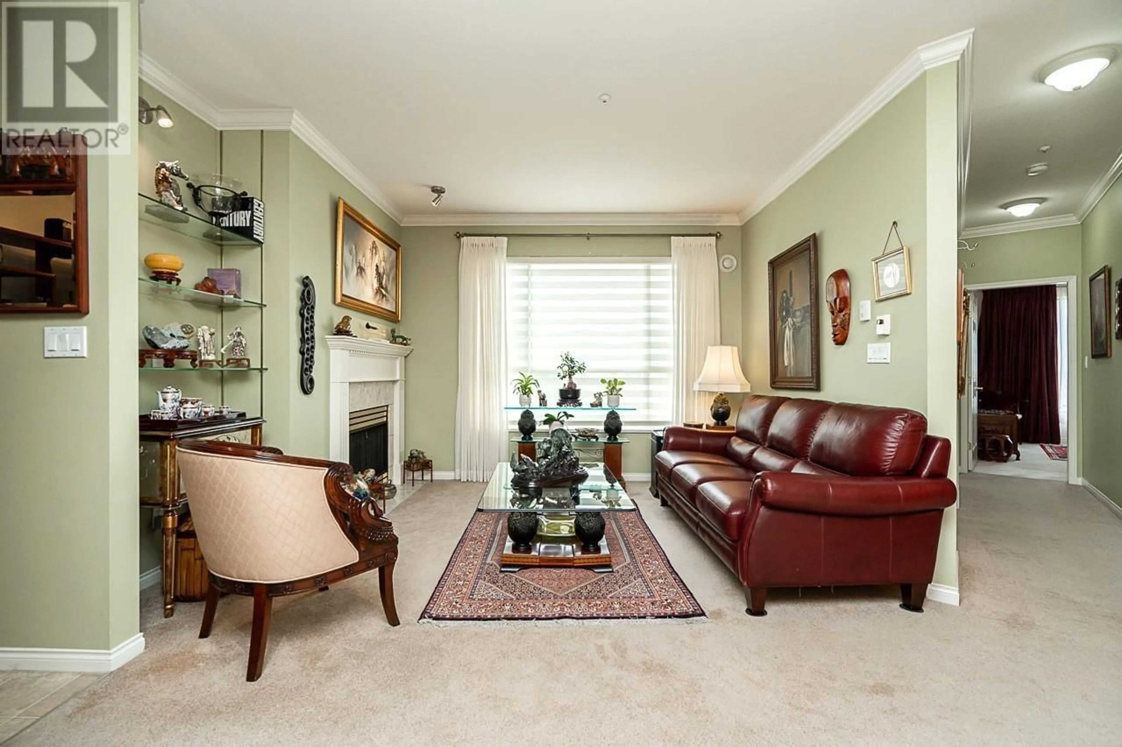 Living room with furniture, unknown for 437 - 3098 GUILDFORD WAY, Coquitlam British Columbia V3B7W8