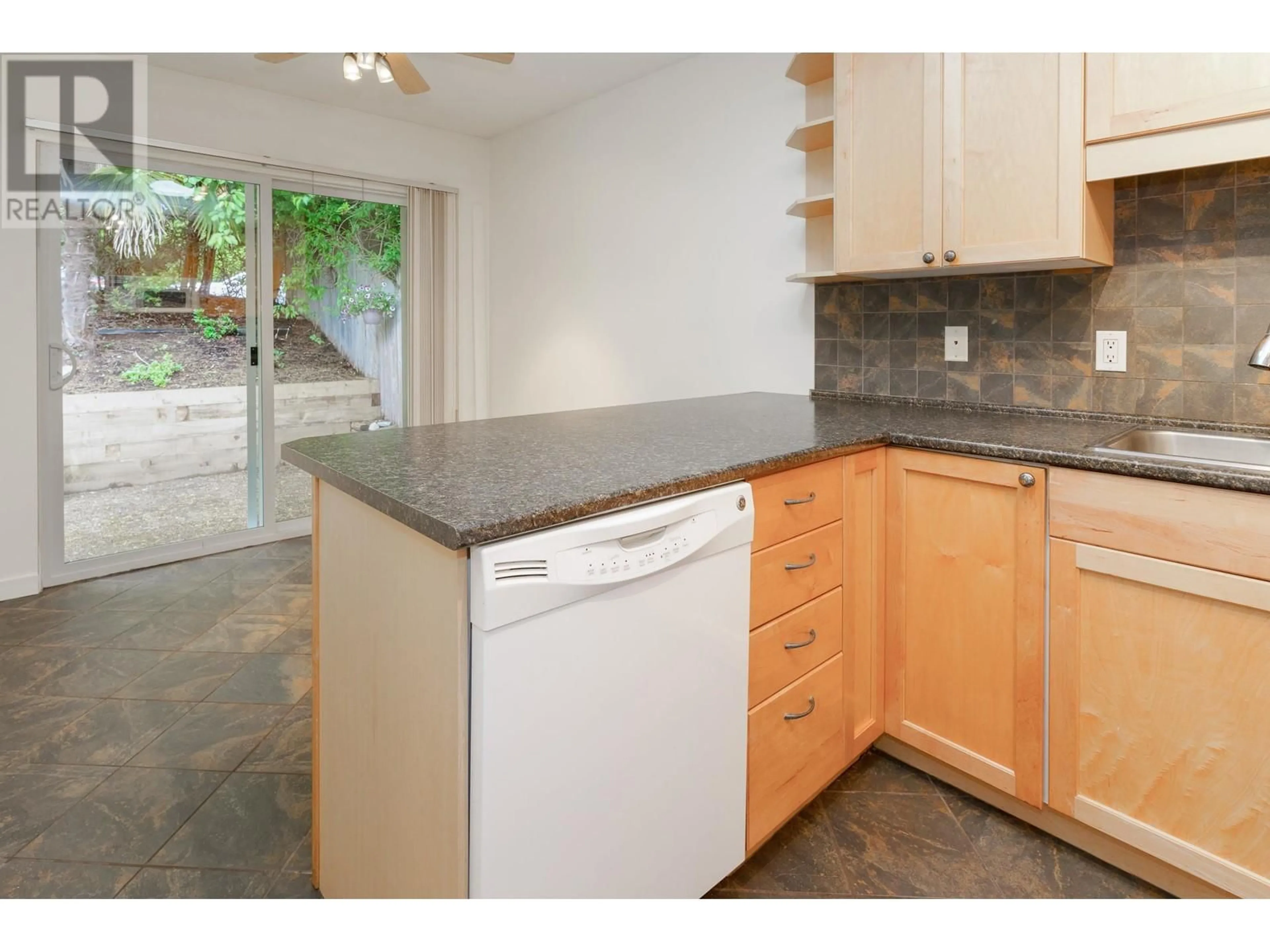 Standard kitchen, unknown for 723 APPLEYARD COURT, Port Moody British Columbia V3H3X1