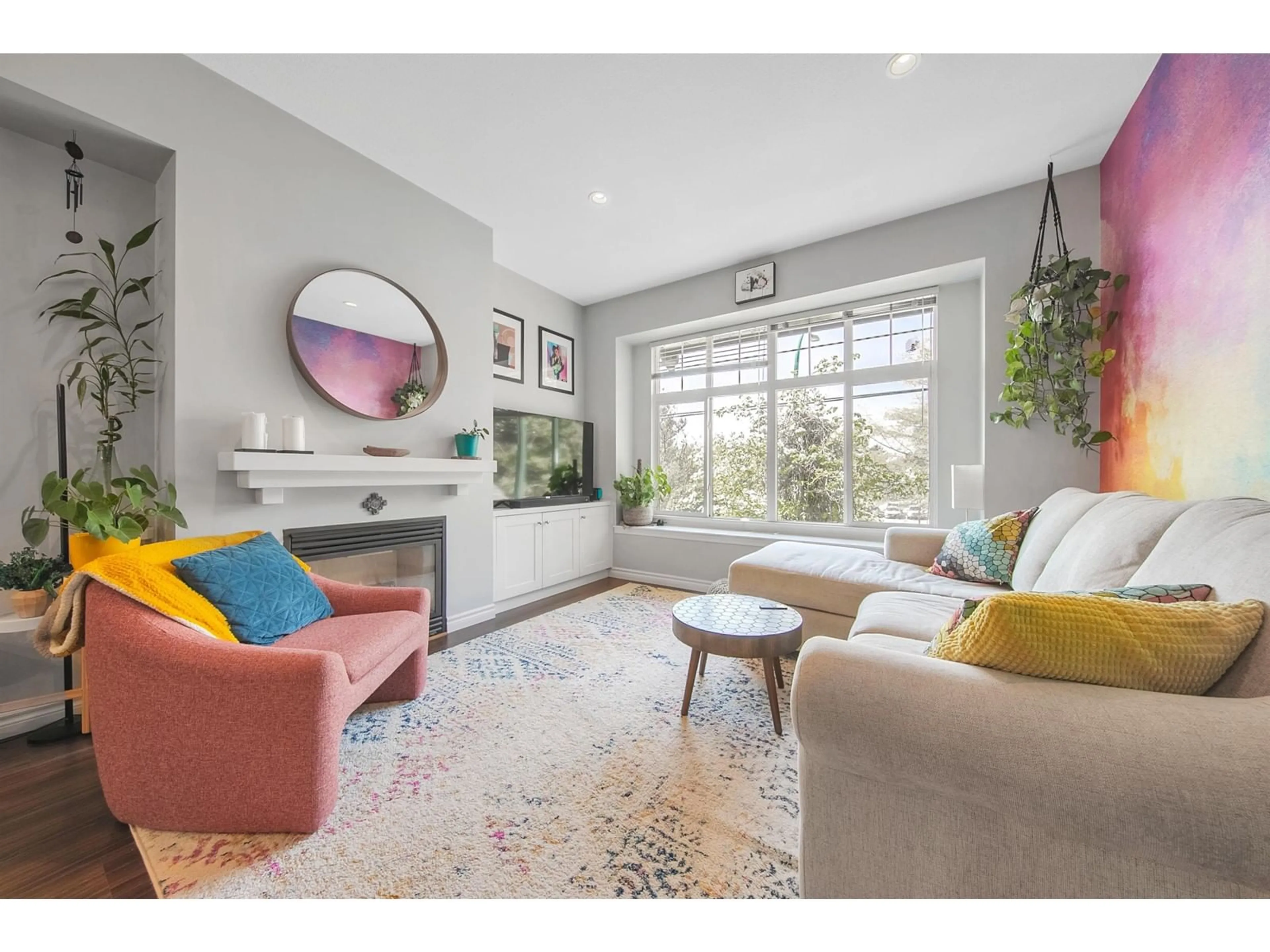 Living room with furniture, unknown for 41 - 18839 69, Surrey British Columbia V4N5S7