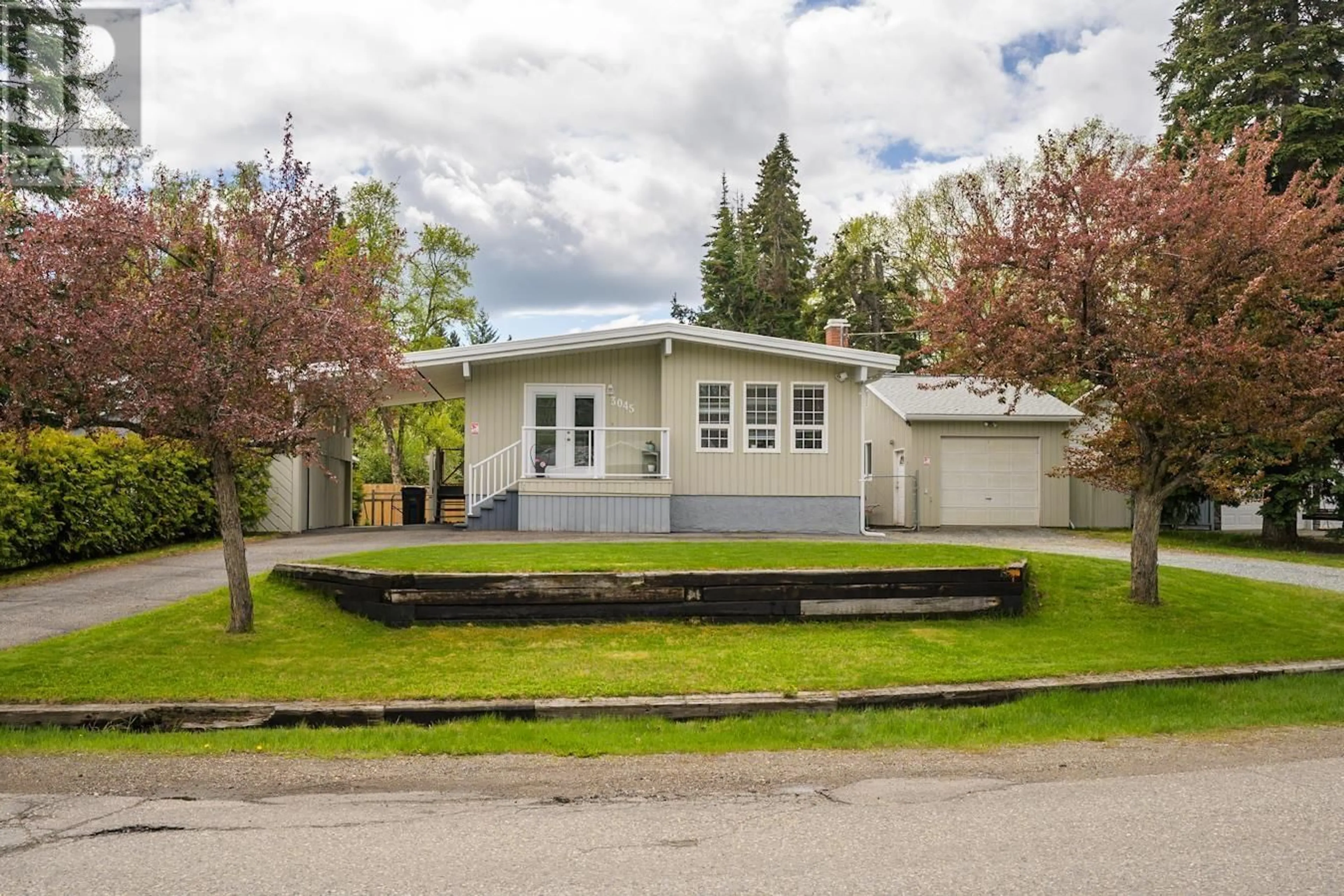 Home with vinyl exterior material, street for 3045 NIXON CRESCENT, Prince George British Columbia V2K2B2