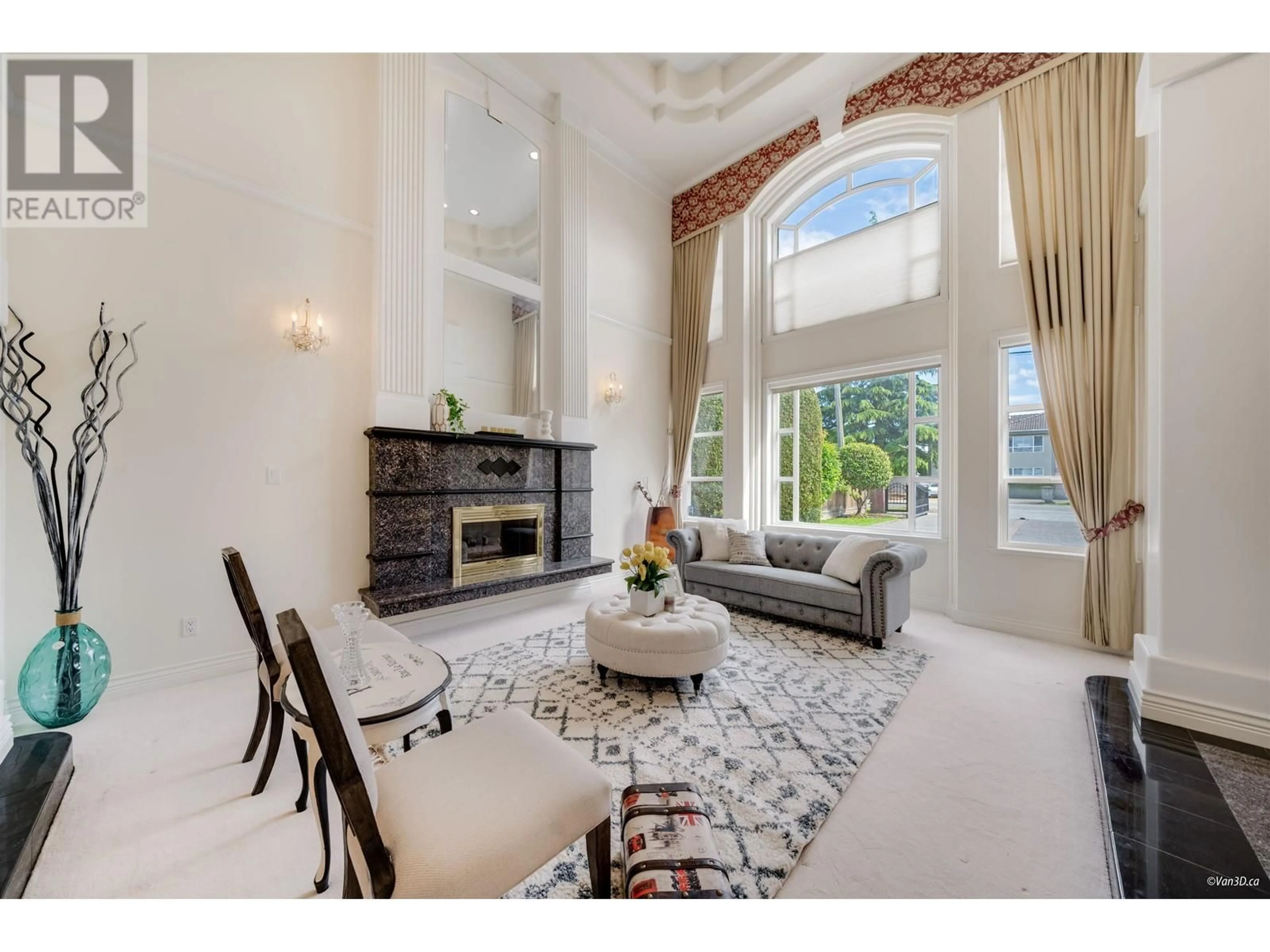 Living room with furniture, unknown for 6251 BASSETT ROAD, Richmond British Columbia V7C2Y3