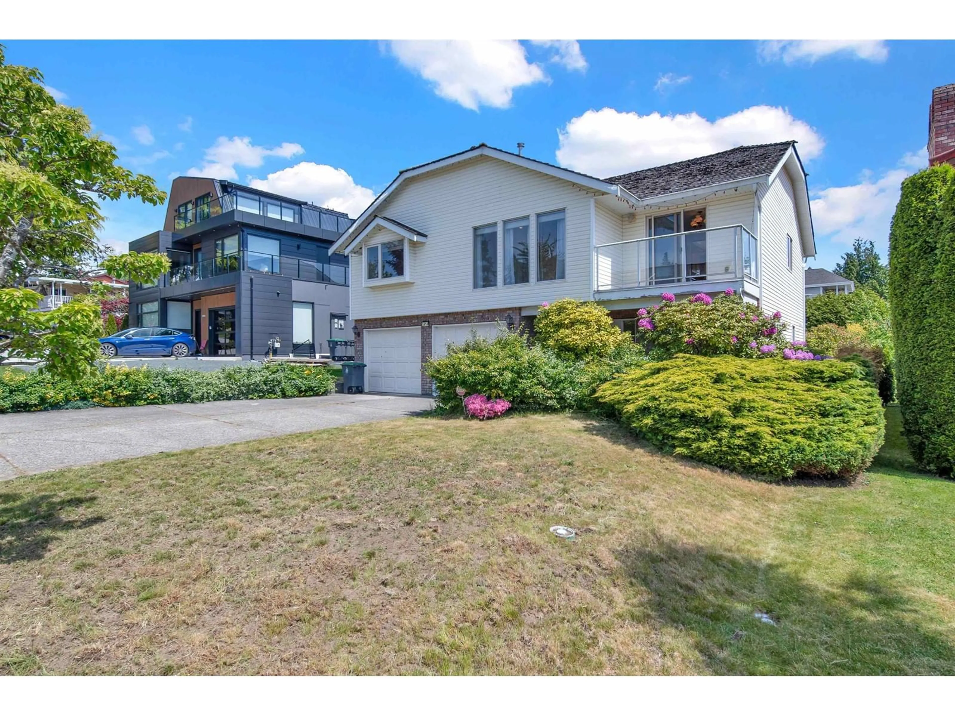 Unknown for 1414 132B, White Rock British Columbia V4A6H7