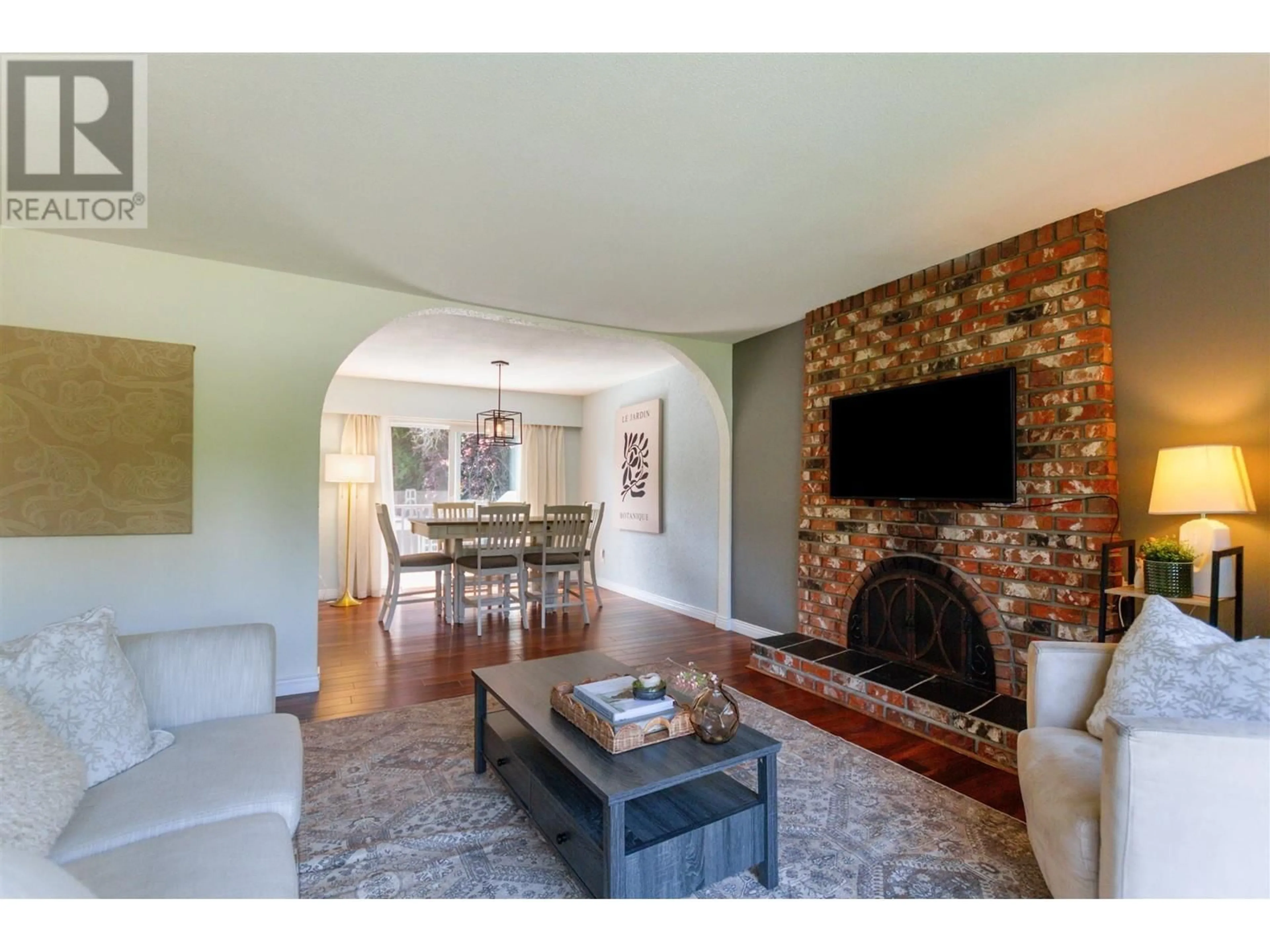 Living room with furniture, unknown for 3271 NORFOLK STREET, Port Coquitlam British Columbia V3B3J2