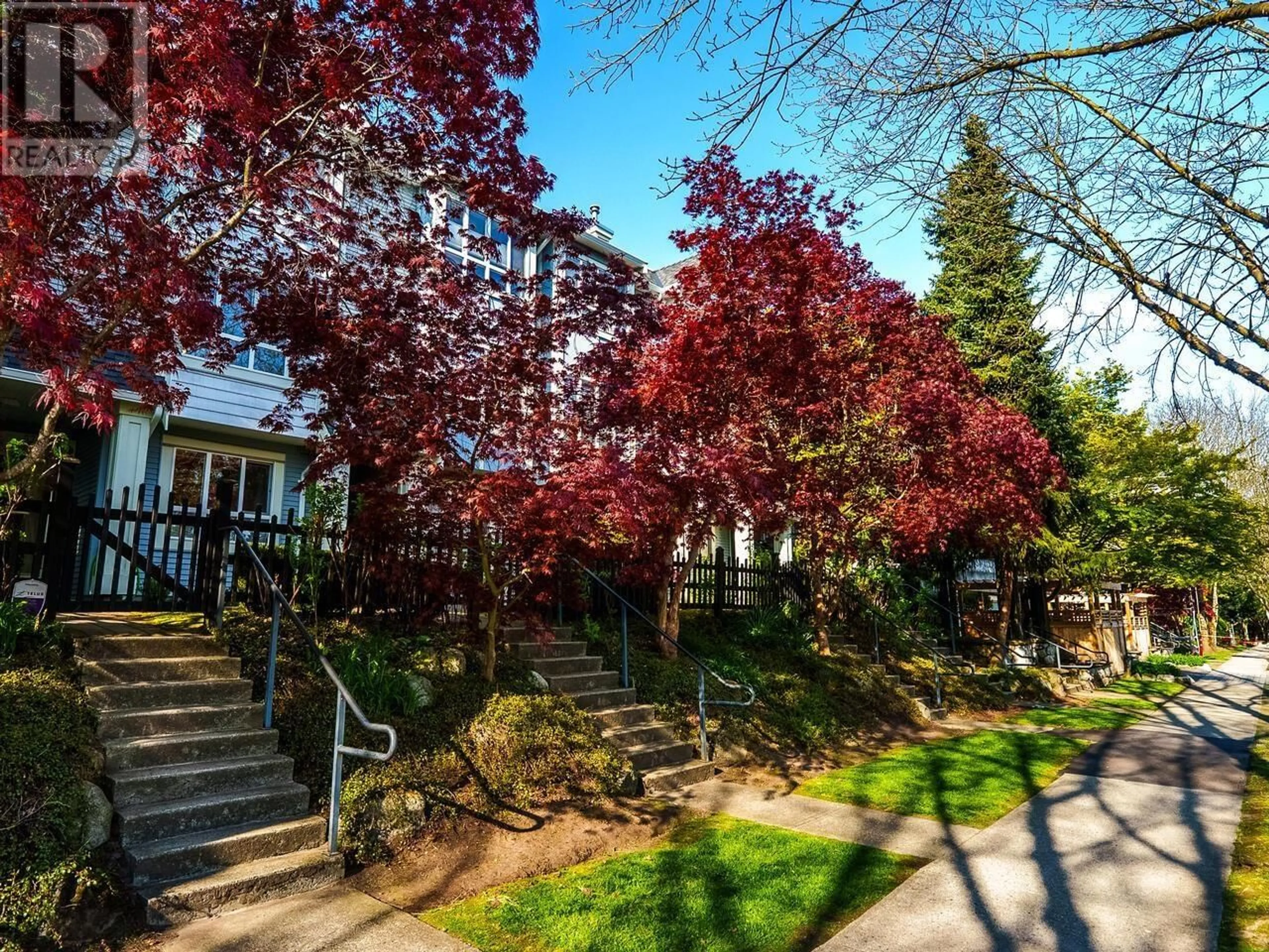 A pic from outside/outdoor area/front of a property/back of a property/a pic from drone, street for 6711 PRENTER STREET, Burnaby British Columbia V5E4K5