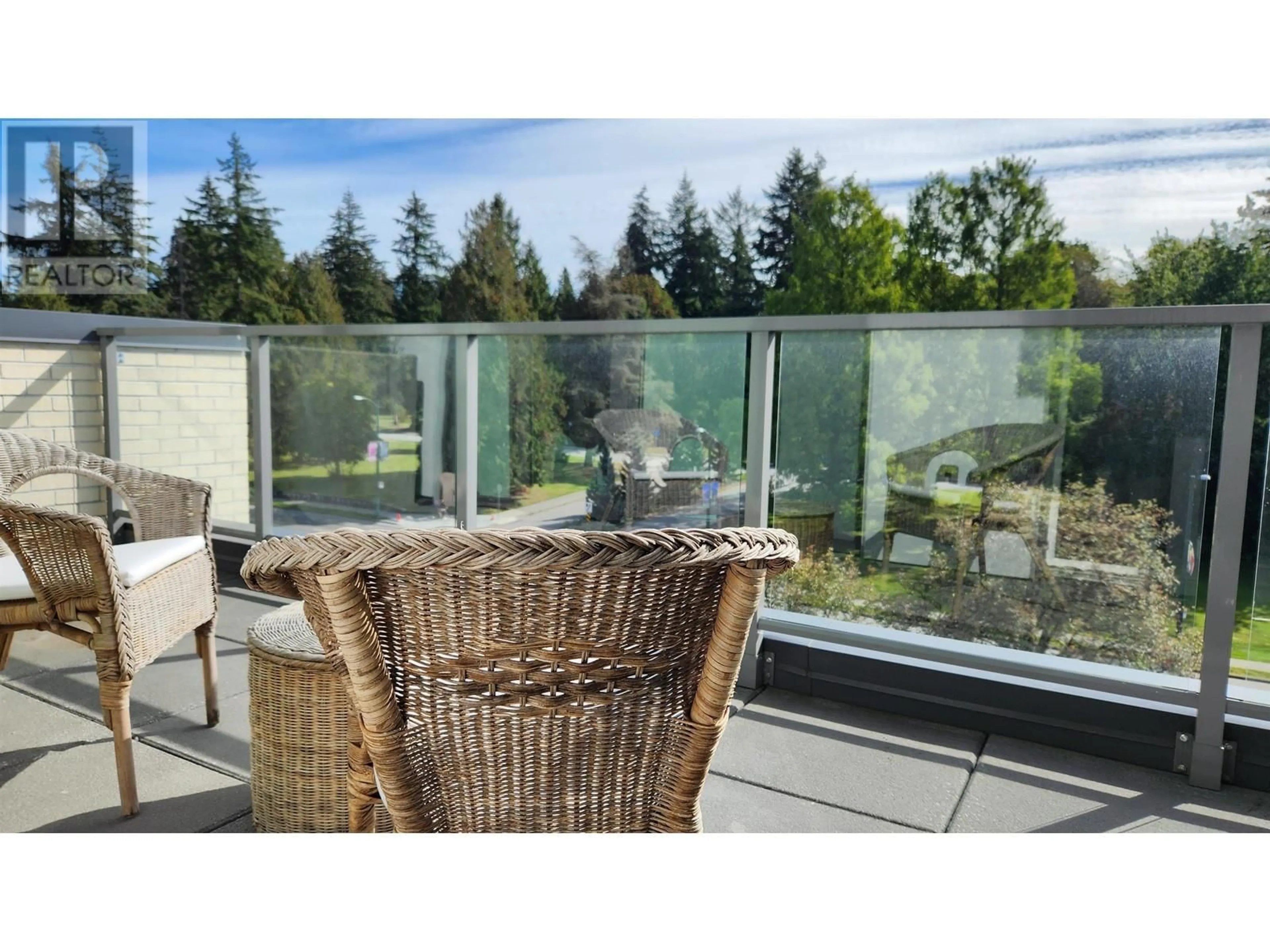 Patio, water/lake/river/ocean view for 505 - 4675 CAMBIE STREET, Vancouver British Columbia V5Z0J7