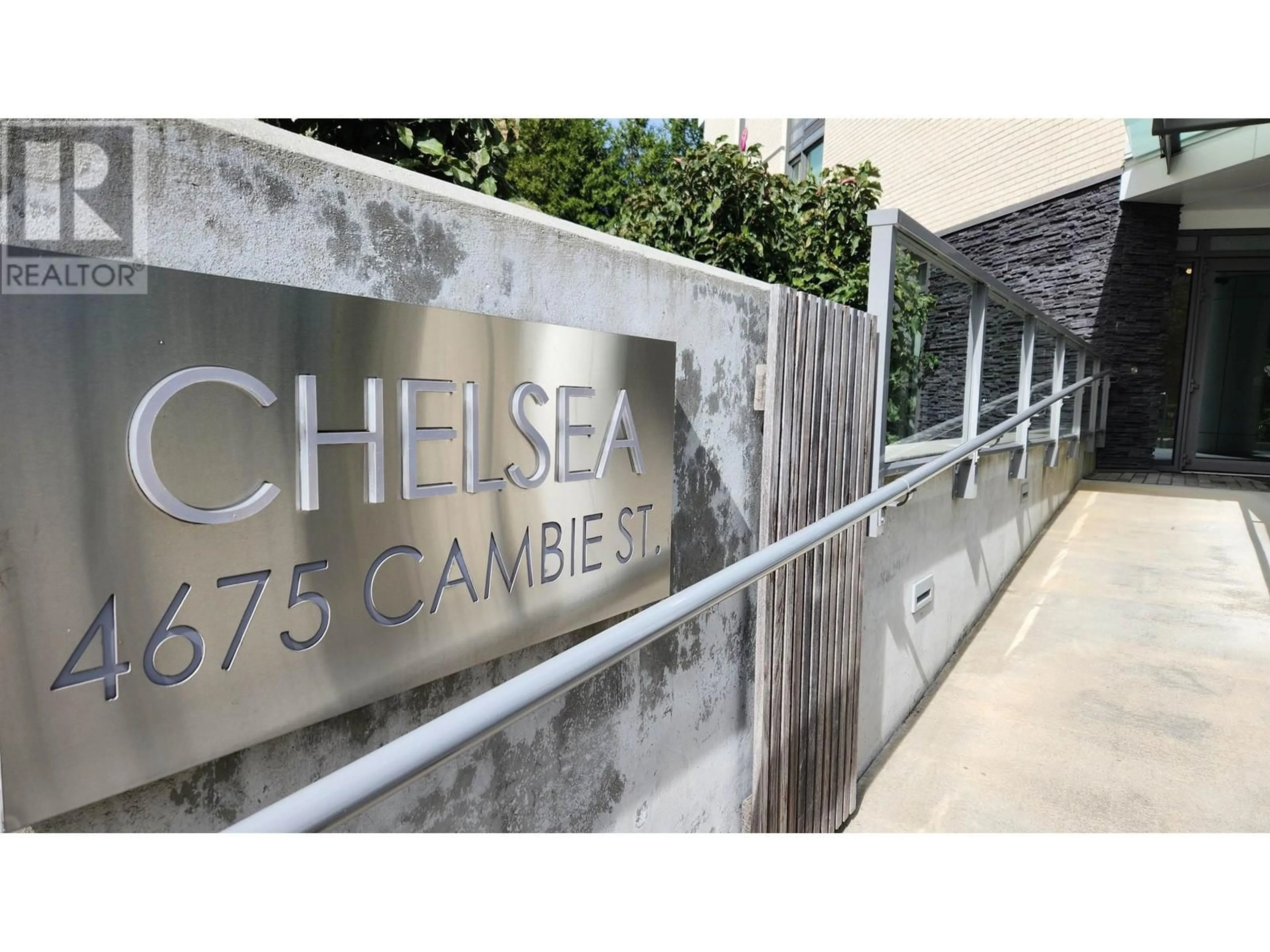 Lobby for 505 - 4675 CAMBIE STREET, Vancouver British Columbia V5Z0J7