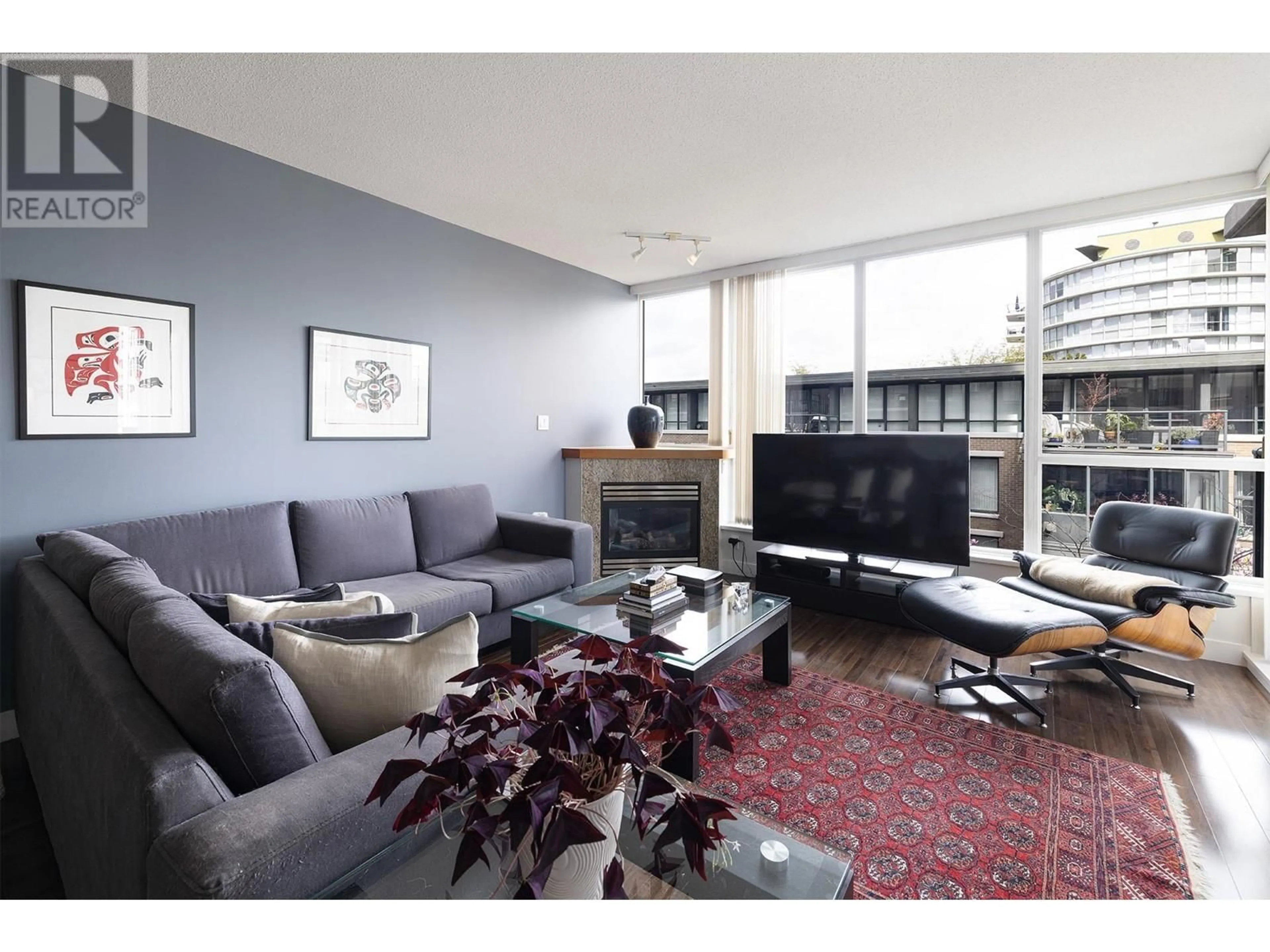 Living room with furniture, unknown for 301 - 1483 7TH AVENUE, Vancouver British Columbia V6H4H2