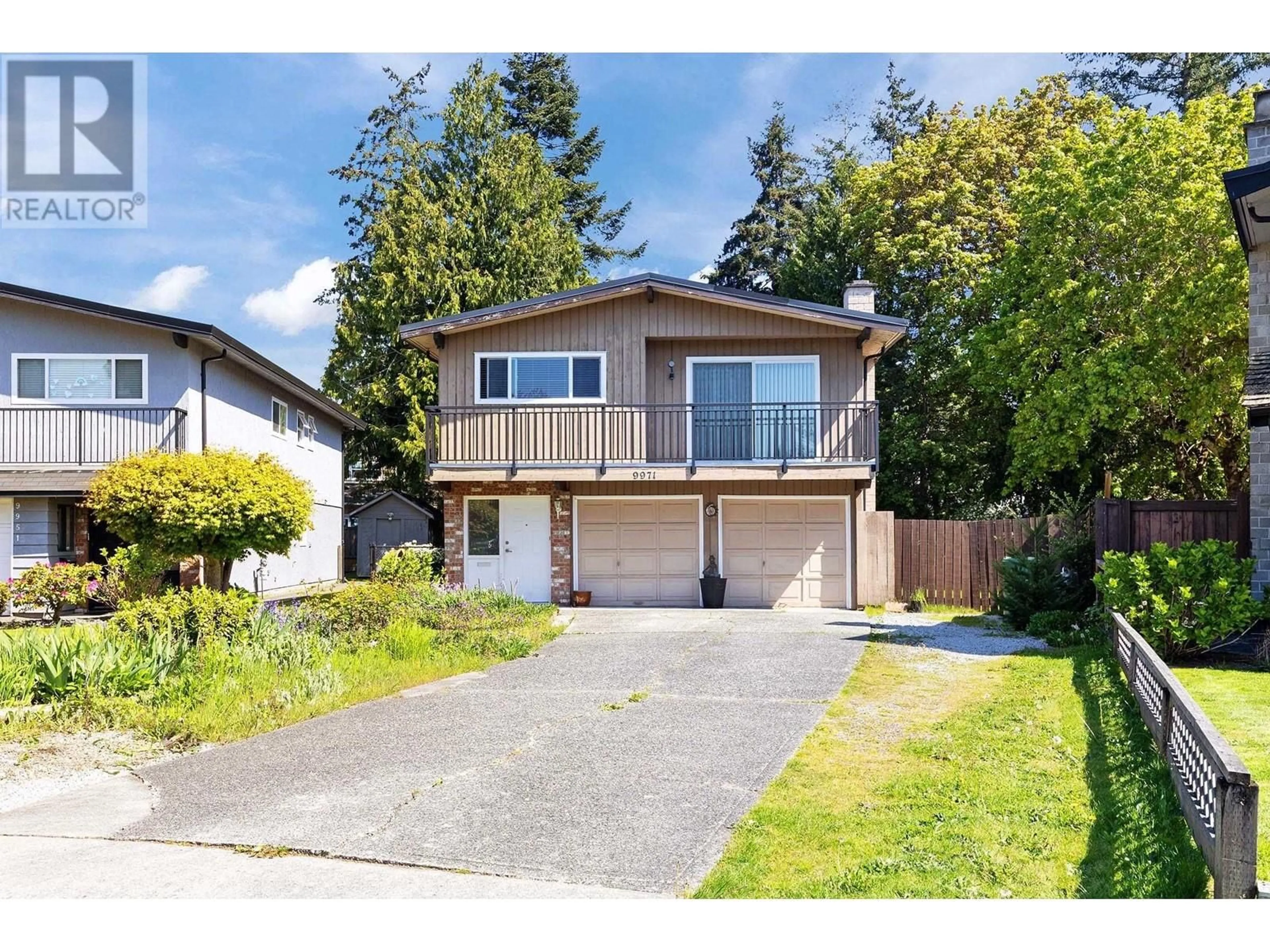 Home with vinyl exterior material, street for 9971 SWANSEA DRIVE, Richmond British Columbia V7A1N5