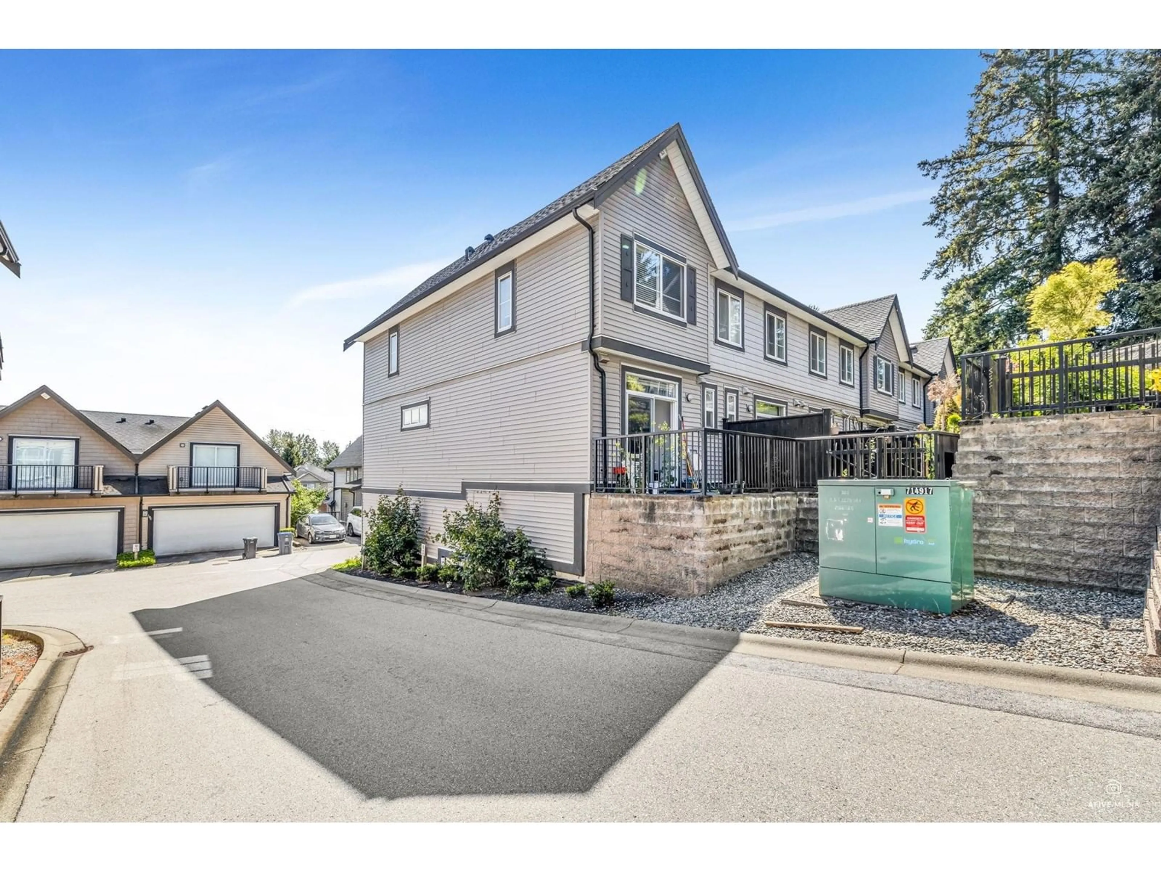 A pic from outside/outdoor area/front of a property/back of a property/a pic from drone, street for 96 - 14555 68, Surrey British Columbia V3S2A8