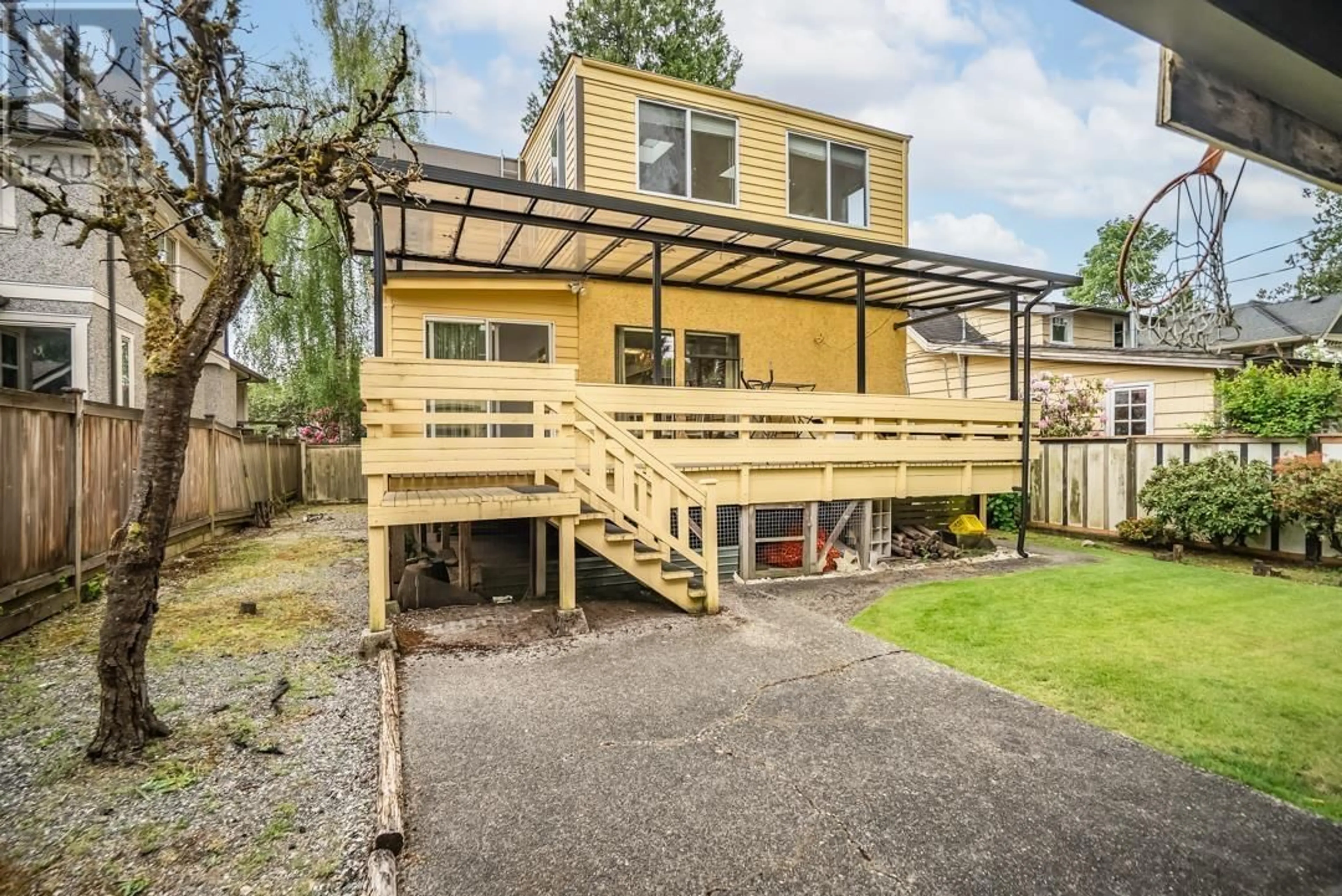 Patio, unknown for 1735 62ND AVENUE, Vancouver British Columbia V6P2G1