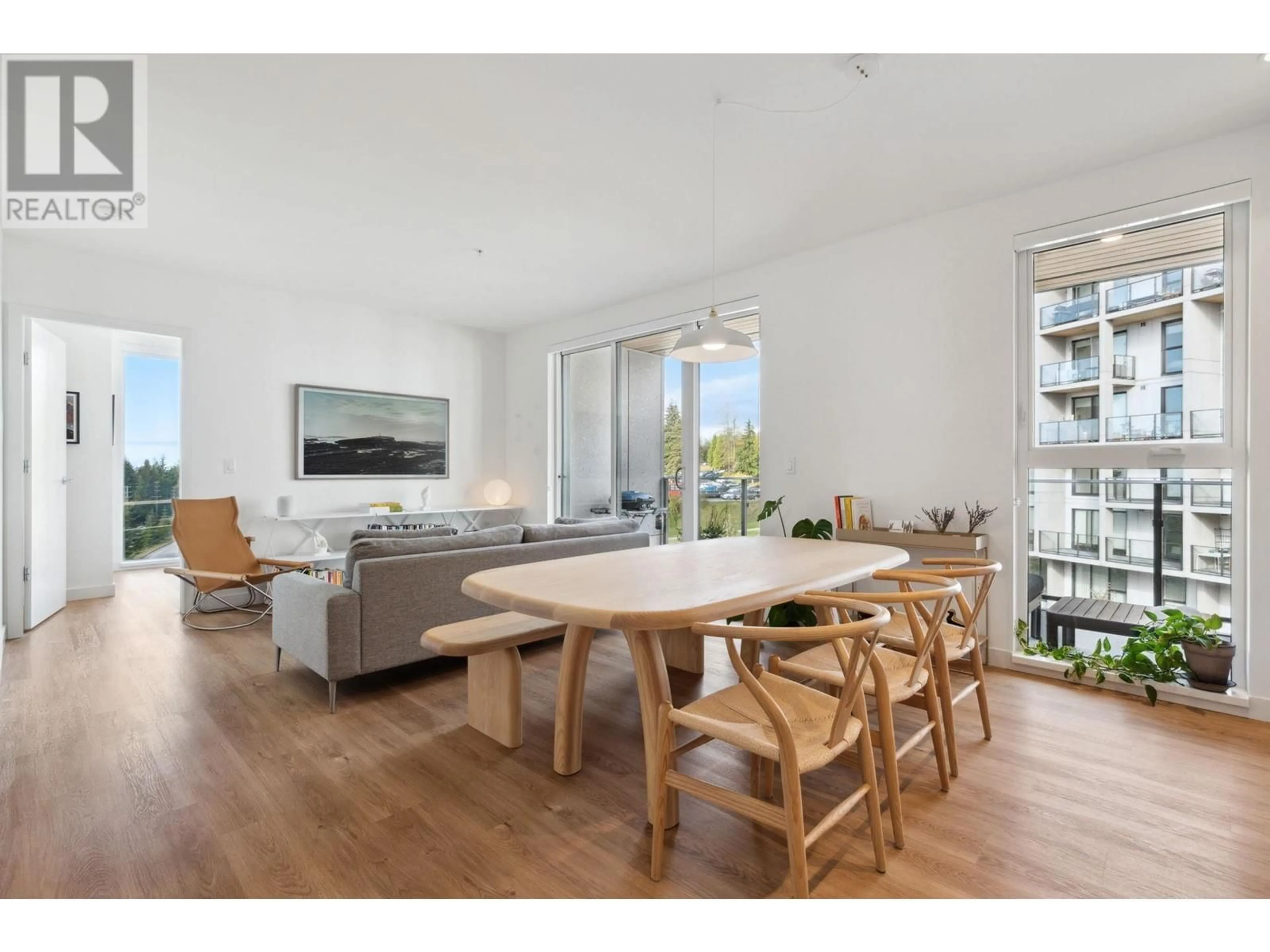 A pic of a room for 407 - 9580 TOWER ROAD, Burnaby British Columbia V5A0G5