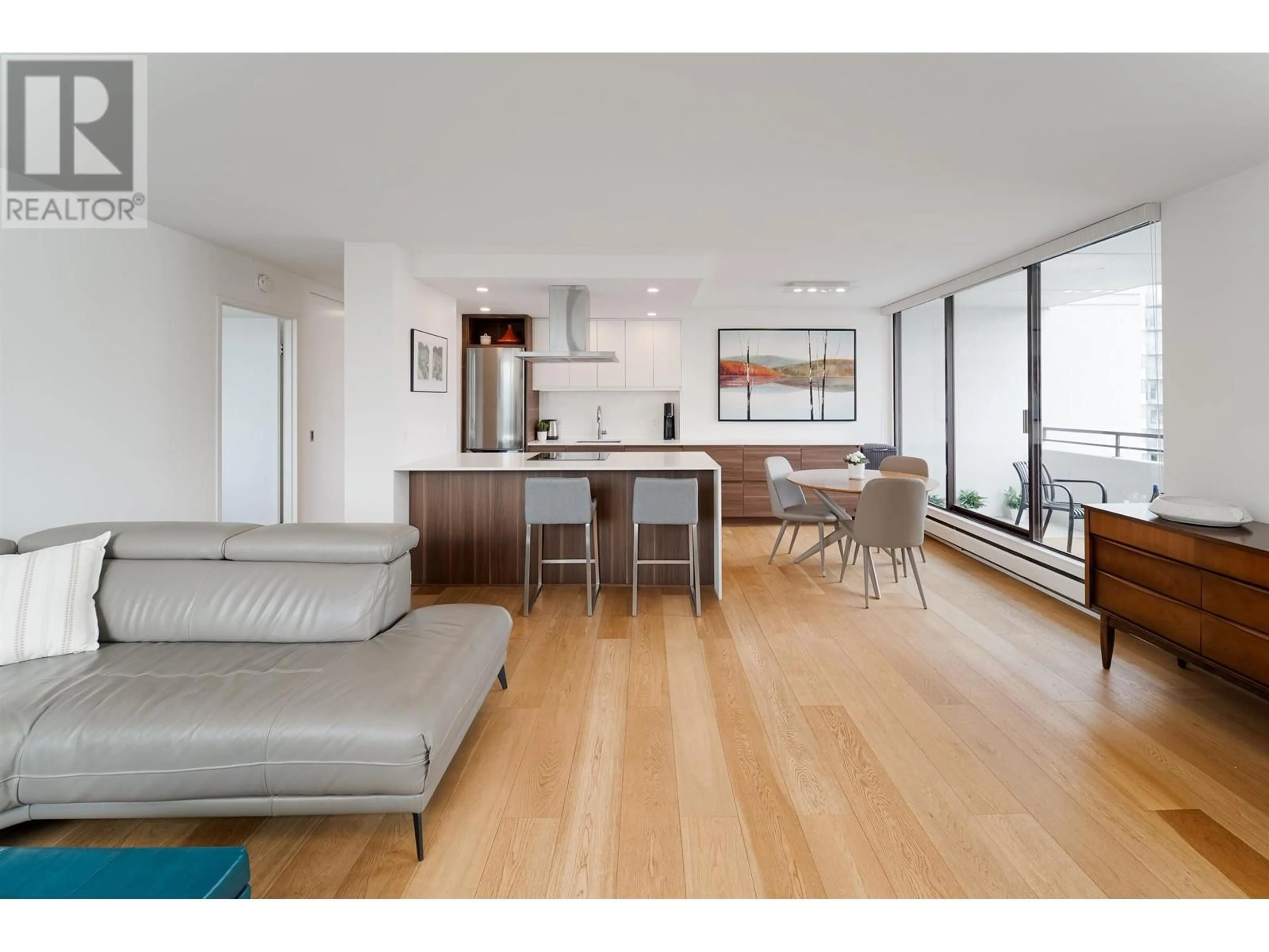Living room with furniture, wood/laminate floor for 1104 - 1725 PENDRELL STREET, Vancouver British Columbia V6G2X7