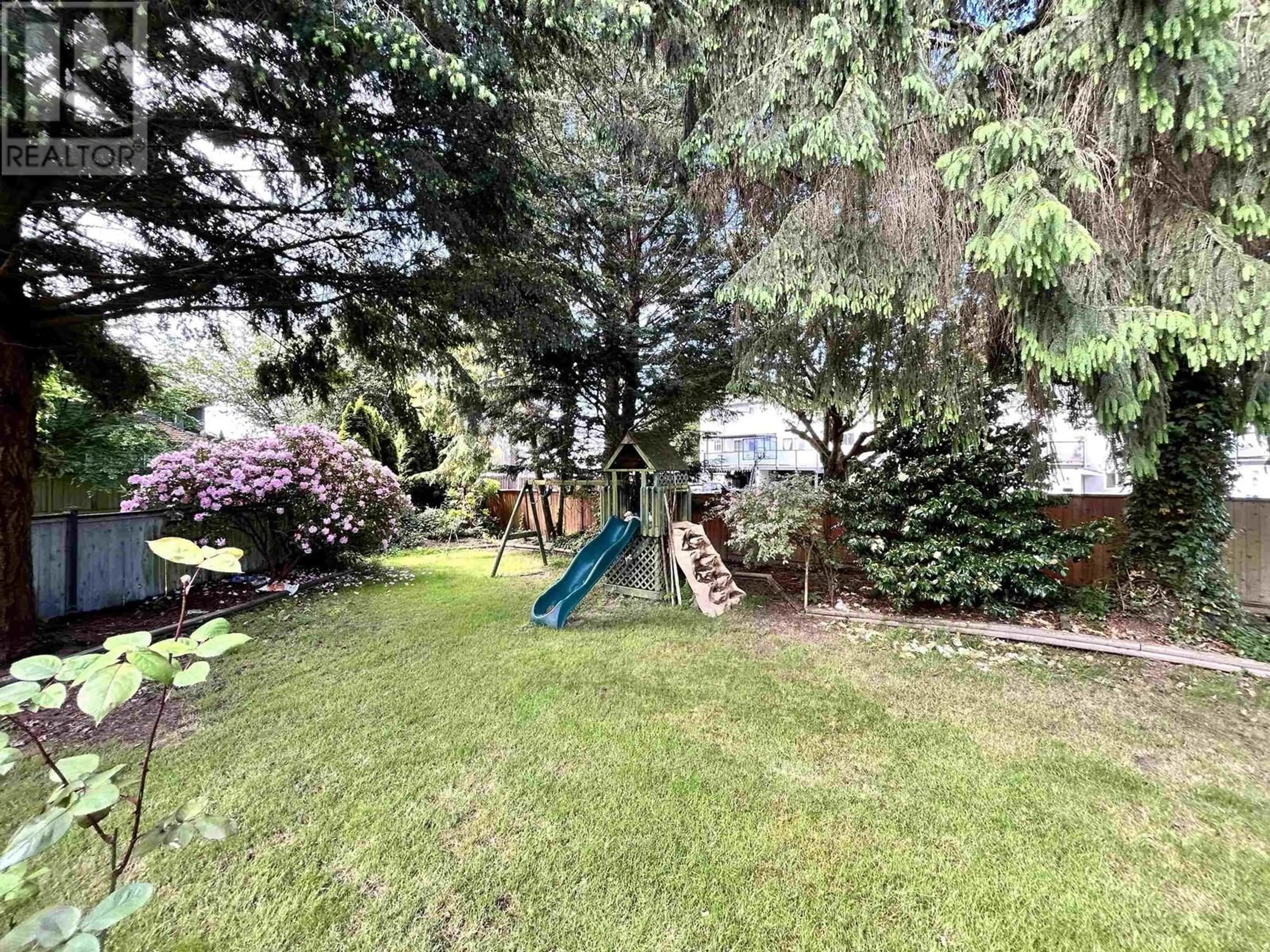 A pic from outside/outdoor area/front of a property/back of a property/a pic from drone, forest/trees view for 8160 ROSEBANK CRESCENT, Richmond British Columbia V7A2K6