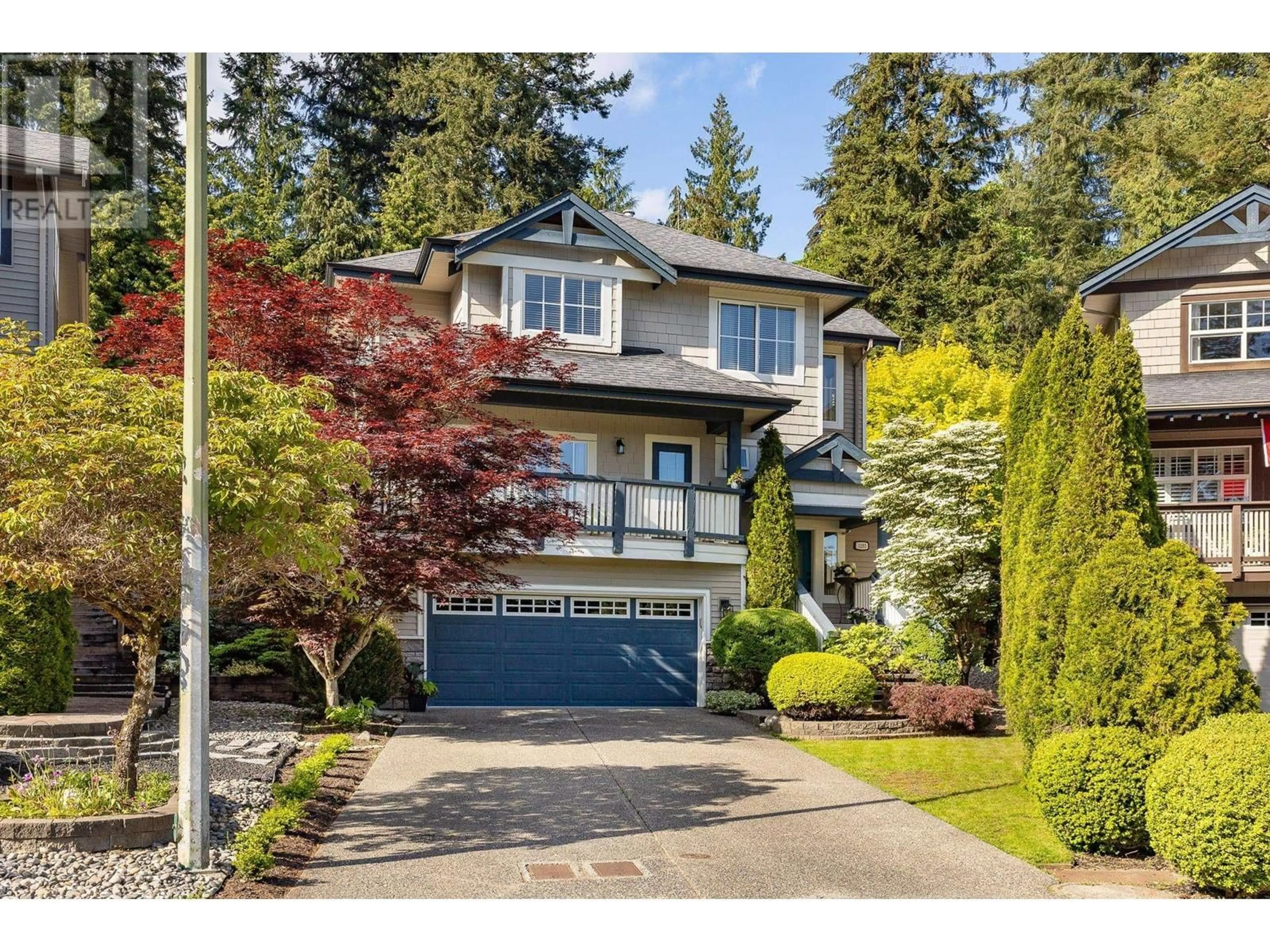 Home with vinyl exterior material, street for 3293 CANTERBURY LANE, Coquitlam British Columbia V3B8E6