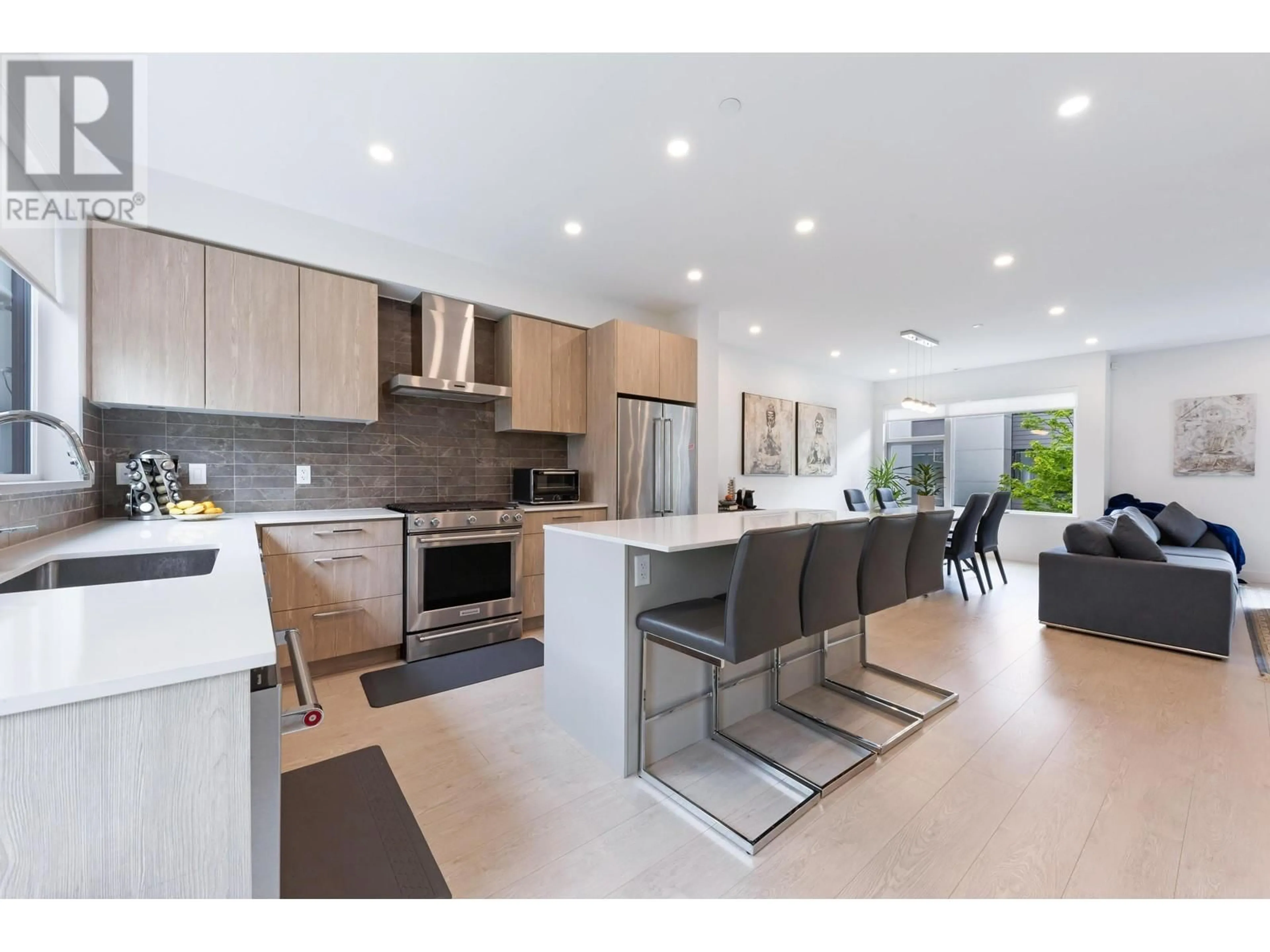 Open concept kitchen, unknown for 21 - 602 LILE DRIVE, North Vancouver British Columbia V7G0B3