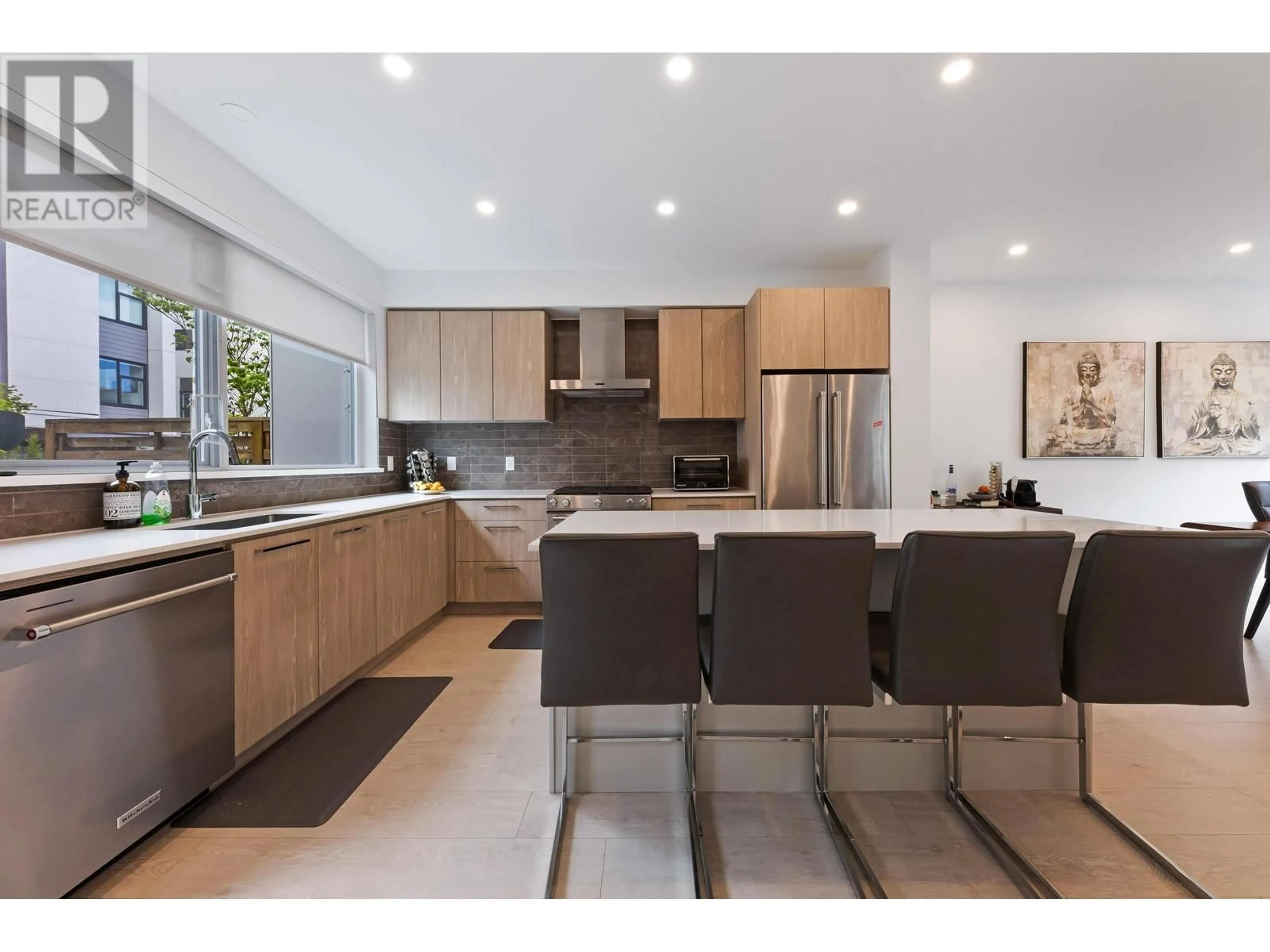 Open concept kitchen, unknown for 21 - 602 LILE DRIVE, North Vancouver British Columbia V7G0B3