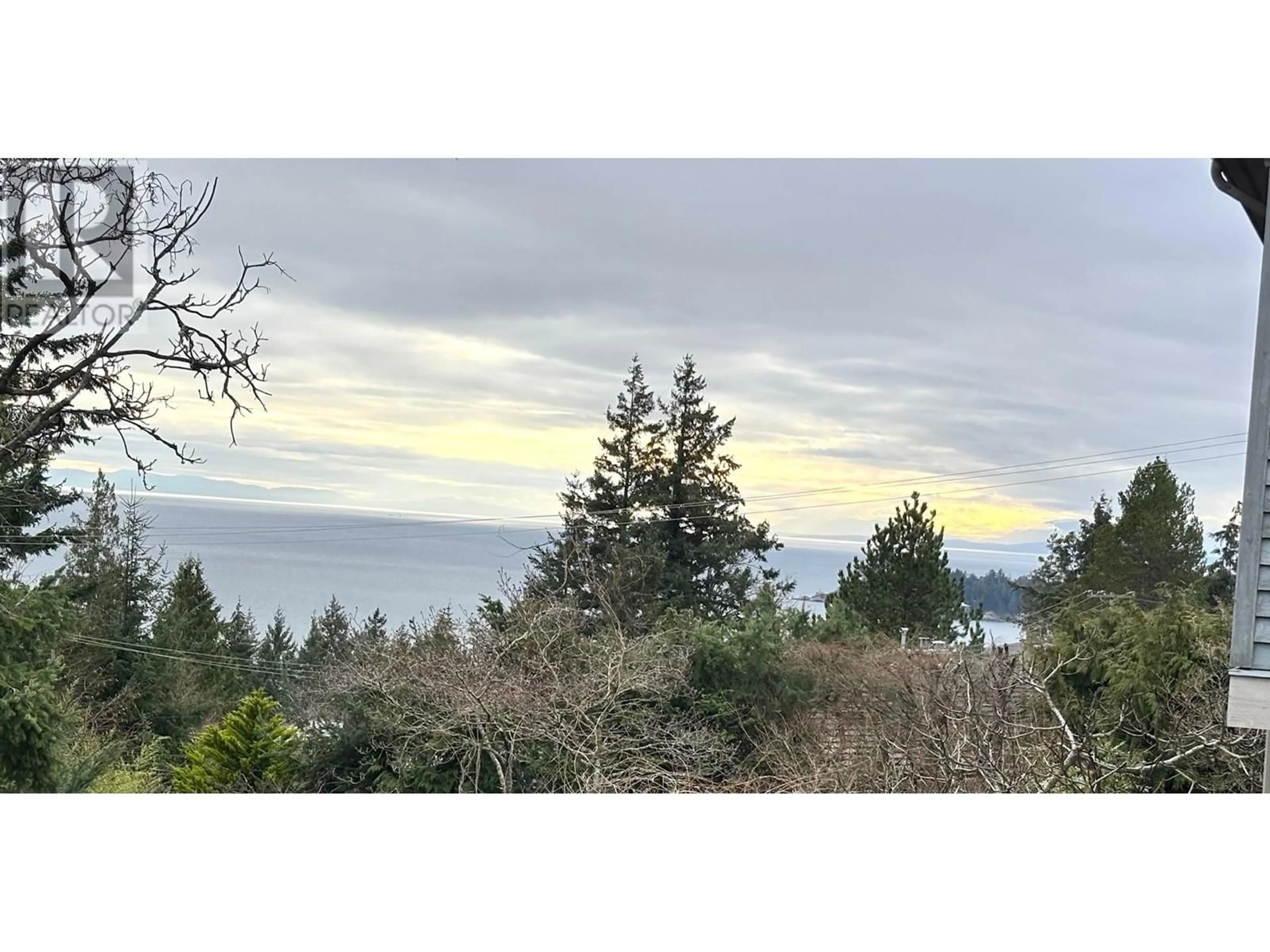 Blurry image for 6230 SUMMIT AVENUE, West Vancouver British Columbia V7W1Y2