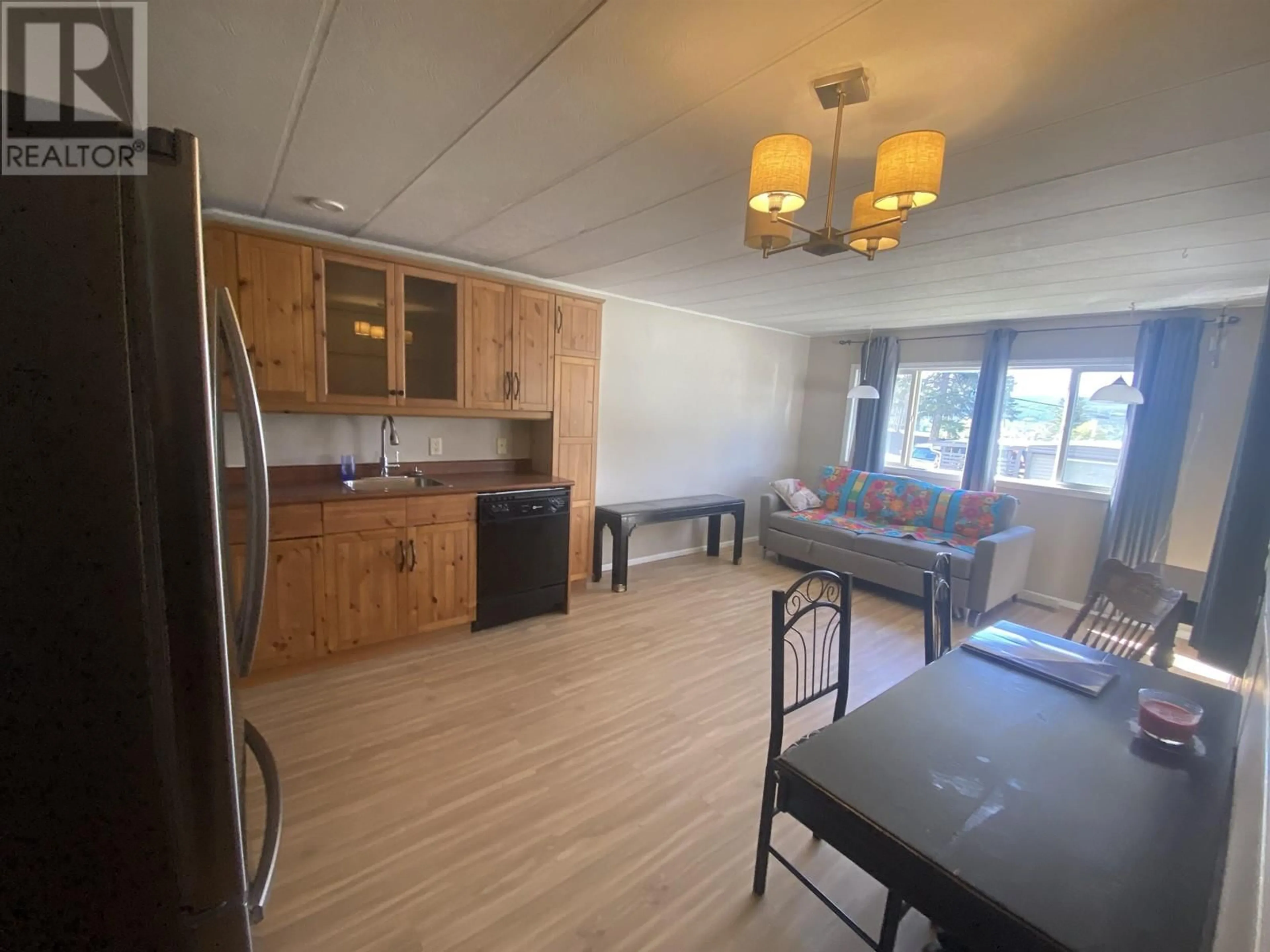 A pic of a room for 8 - 302 BROADWAY AVENUE, Williams Lake British Columbia V2G2Y7