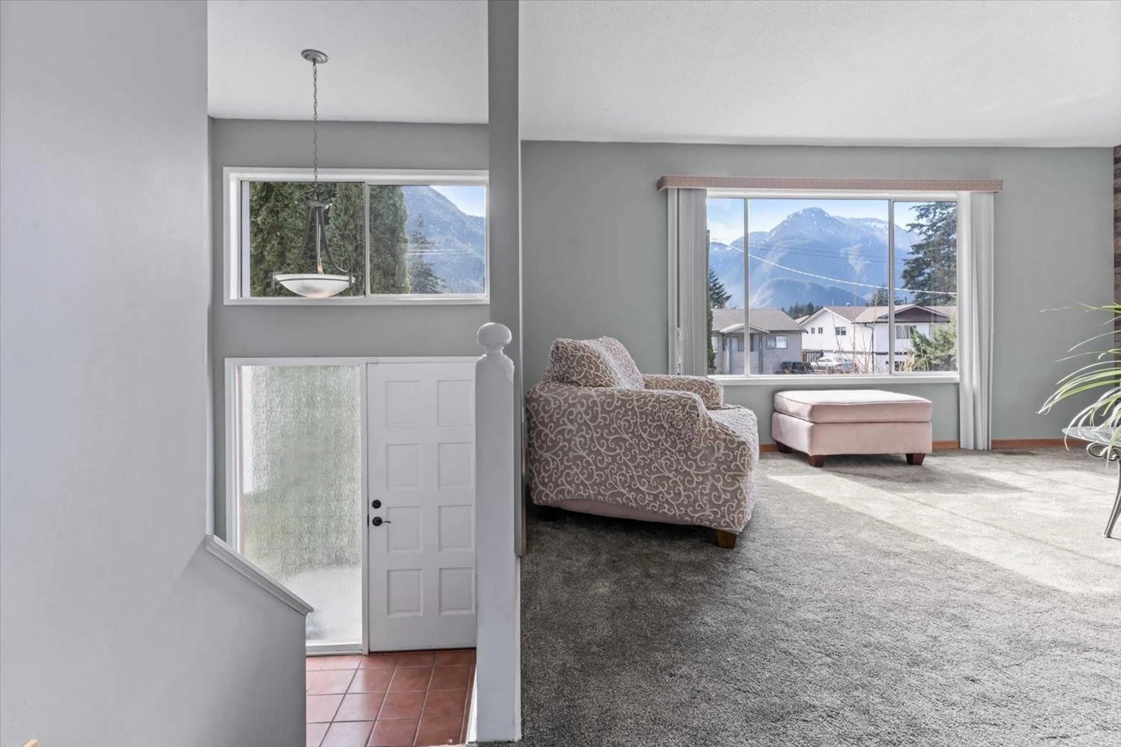 Indoor entryway for 577 RUPERT STREET, Hope British Columbia V0X1L0