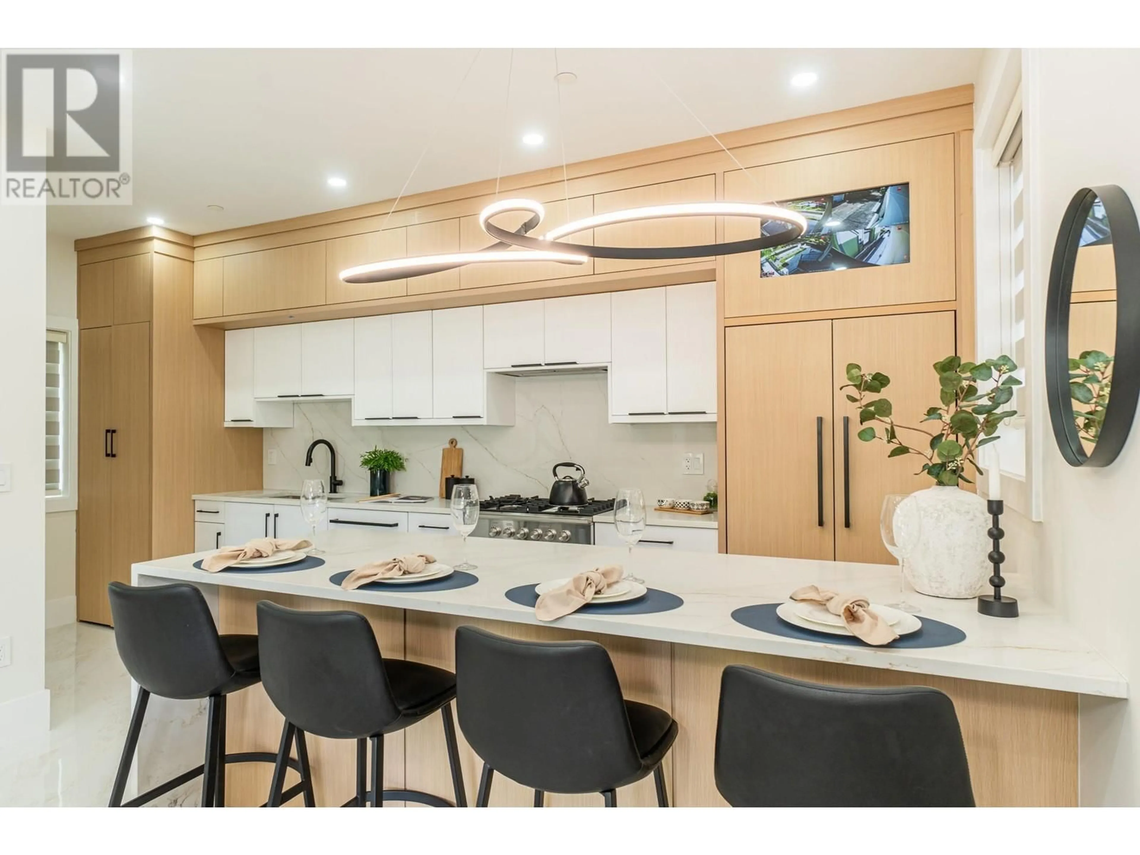 Unknown for 1552 66TH AVENUE, Vancouver British Columbia V6P2R9