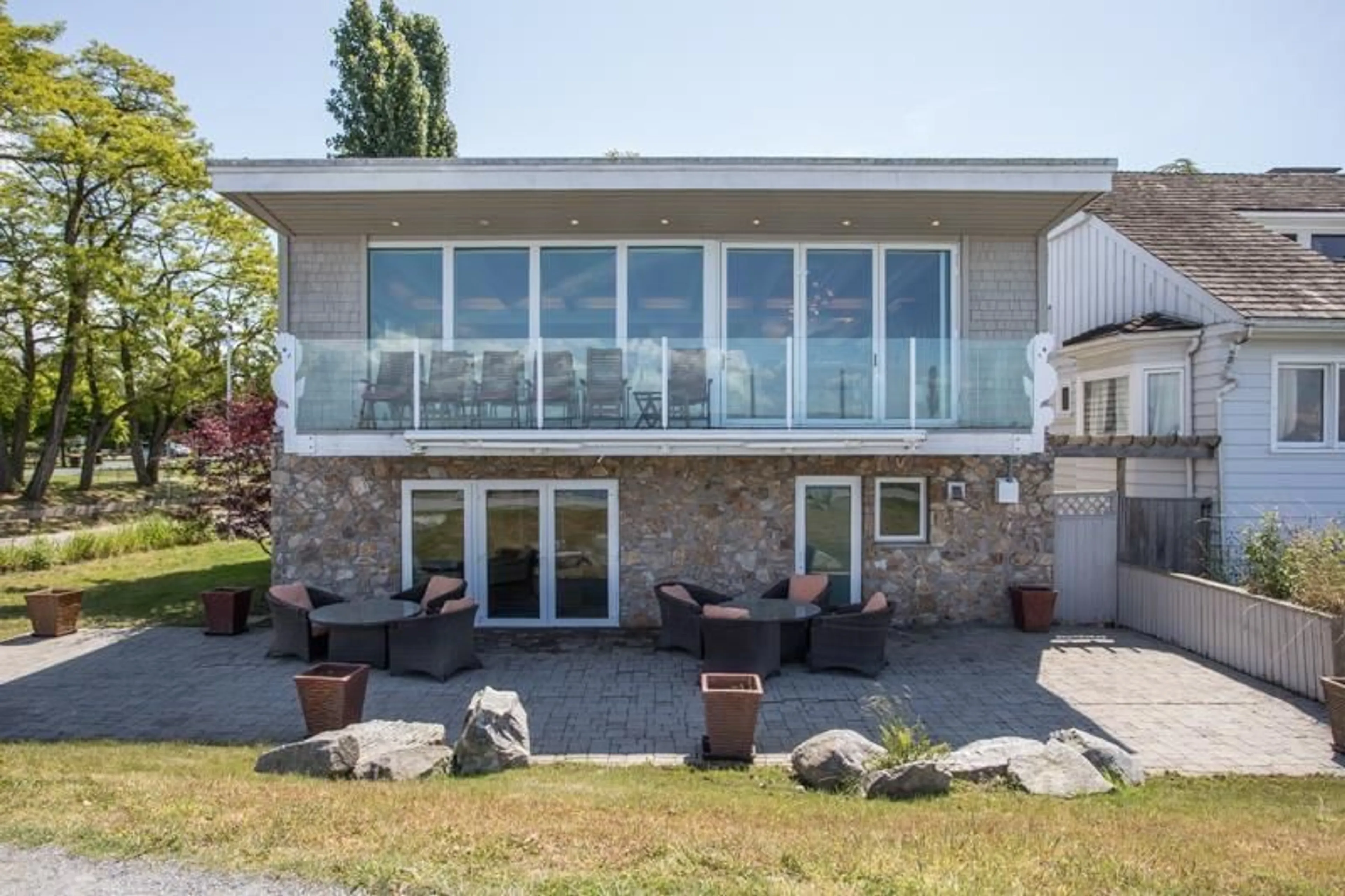 Patio, unknown for 3128 O'HARA, Surrey British Columbia V4A3E7