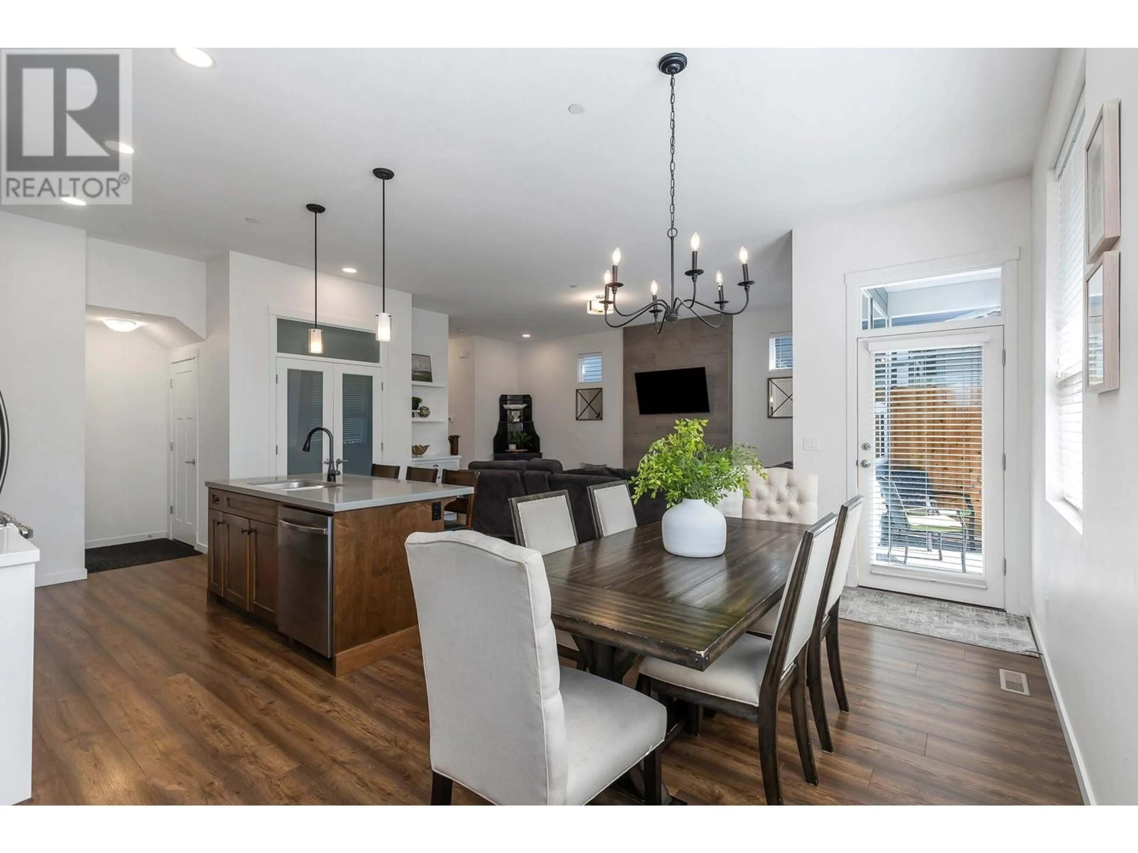 Open concept kitchen, wood/laminate floor for 12933 240A STREET, Maple Ridge British Columbia V4R0G8